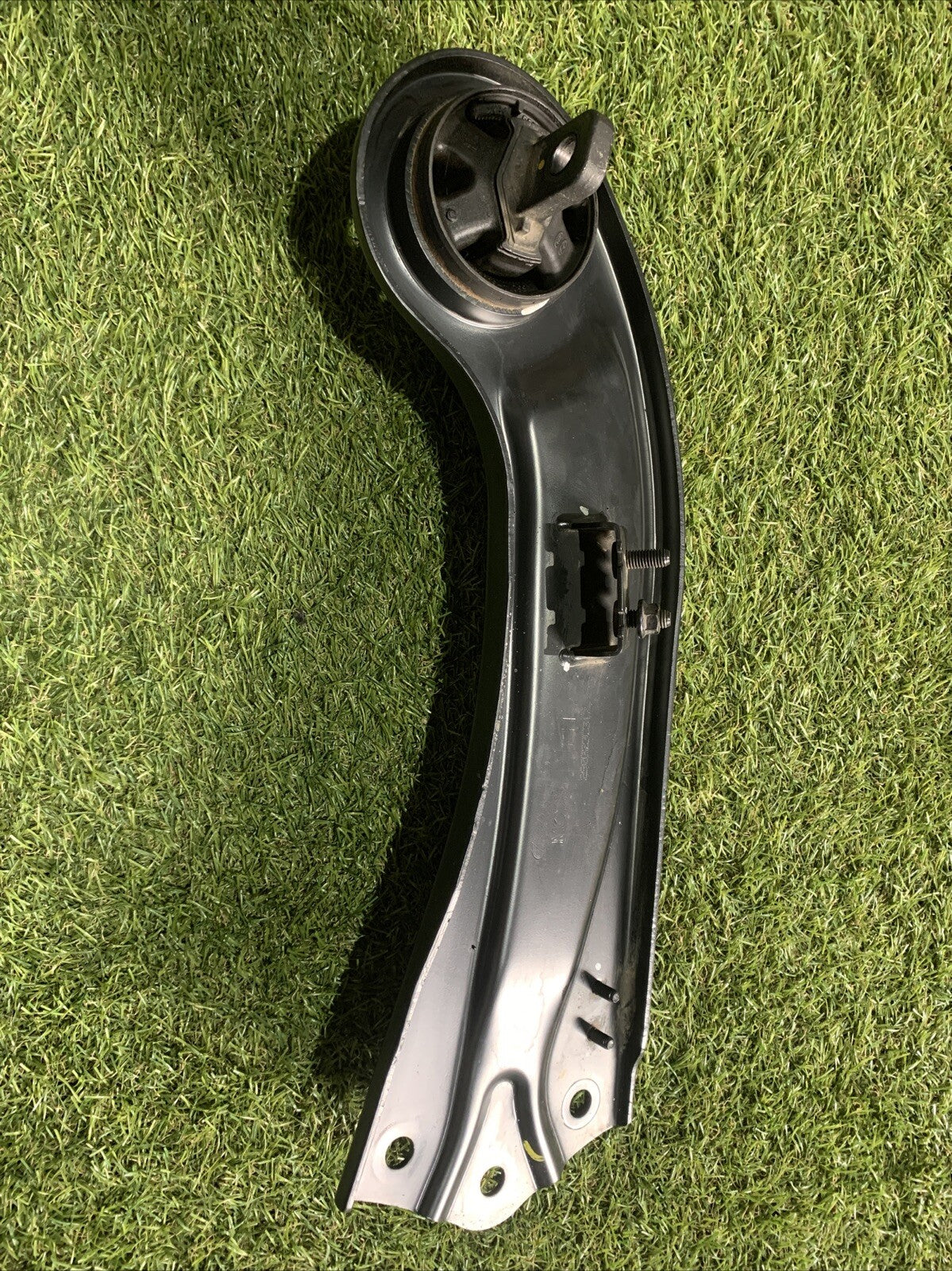 Braccio Oscillante Posteriore Sinistro Kia Sportage 2023 1.6 Hybrid