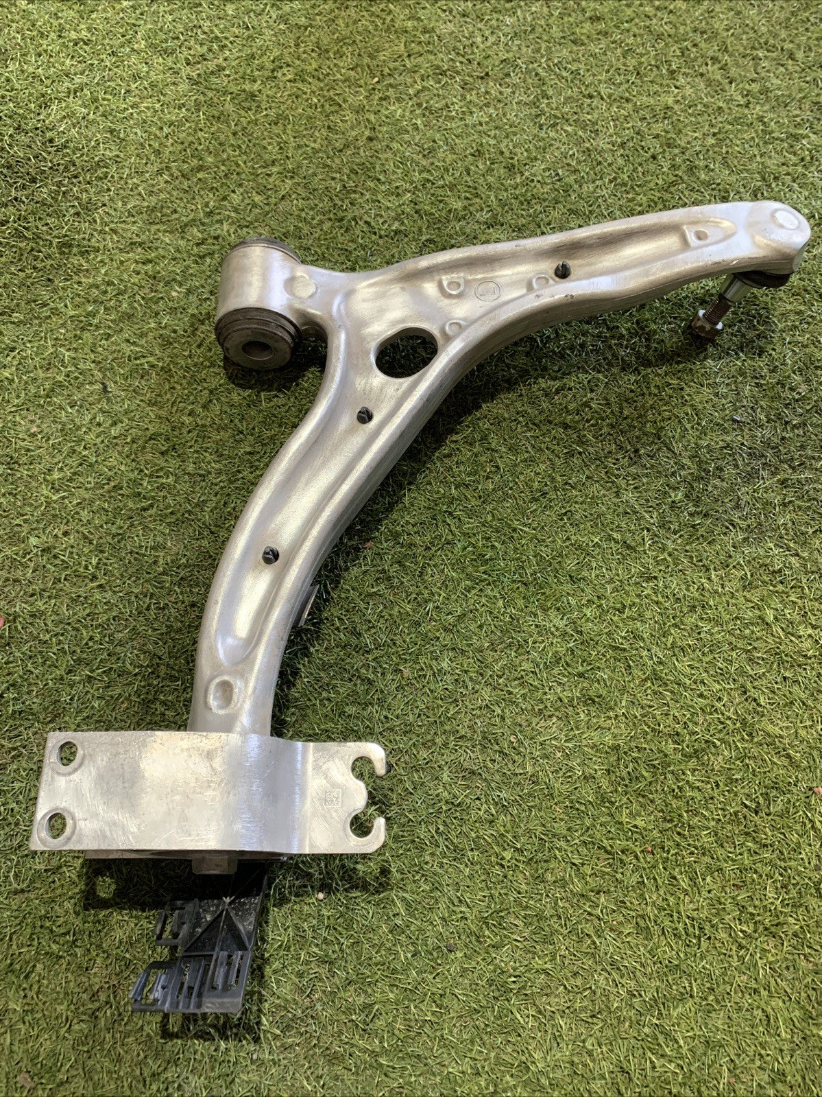 Braccio Oscillante Anteriore sinistro Sx per Mercedes Benz Classe A W176 2015