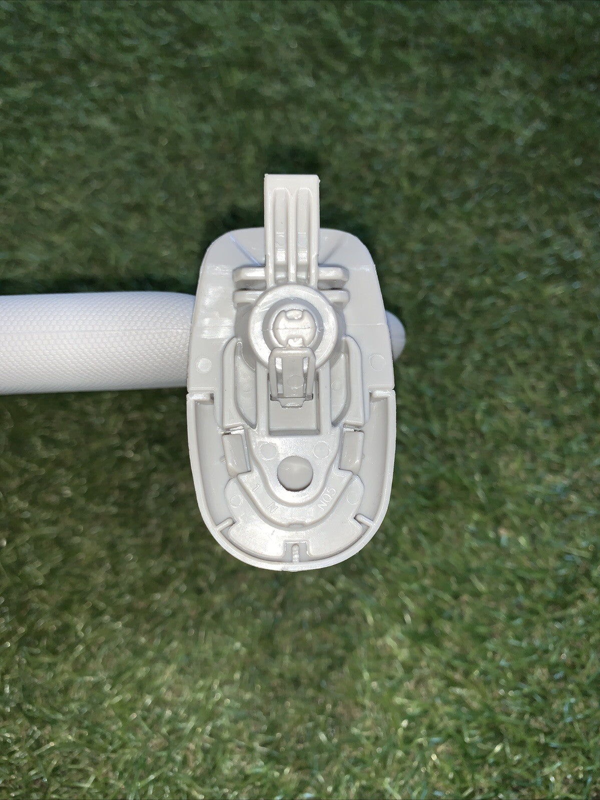 85220R2000ED ALETTA PARASOLE DESTRA KIA SPORTAGE 2023