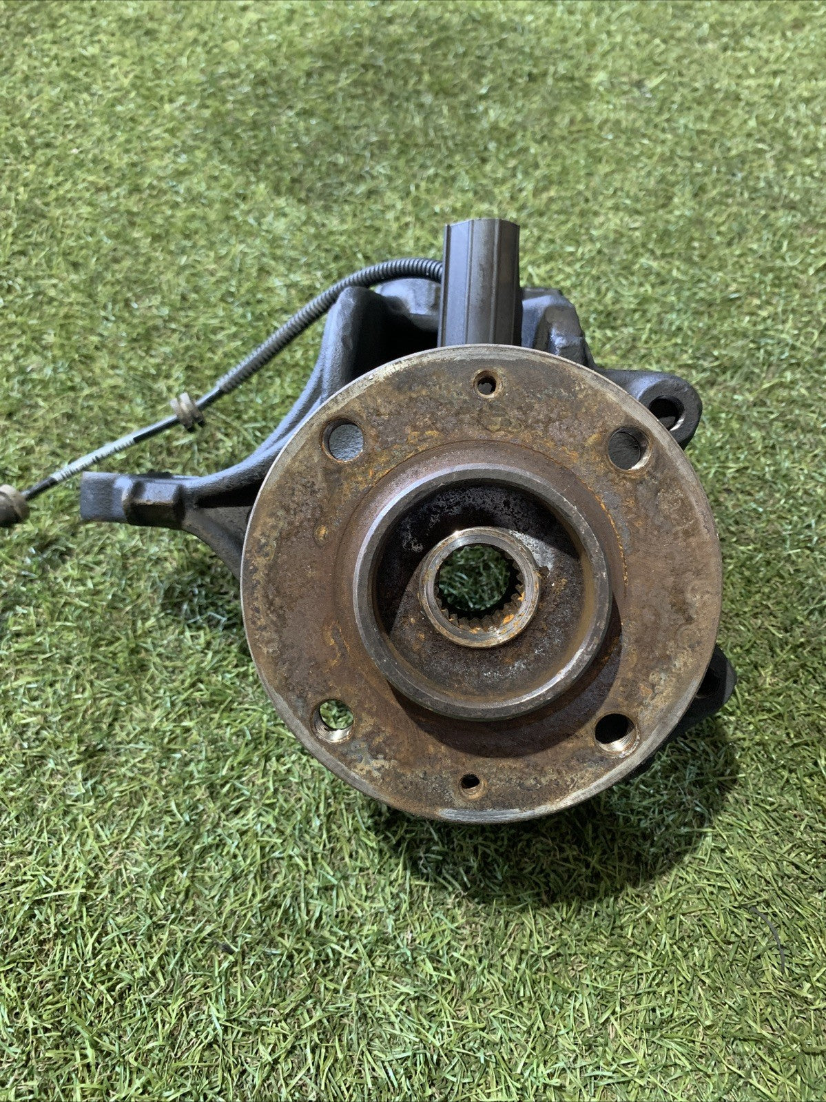 1607557580 MOZZO MONTANTE FUSELLO ANTERIORE DESTRO DX PEUGEOT 208 2017 1.2 B