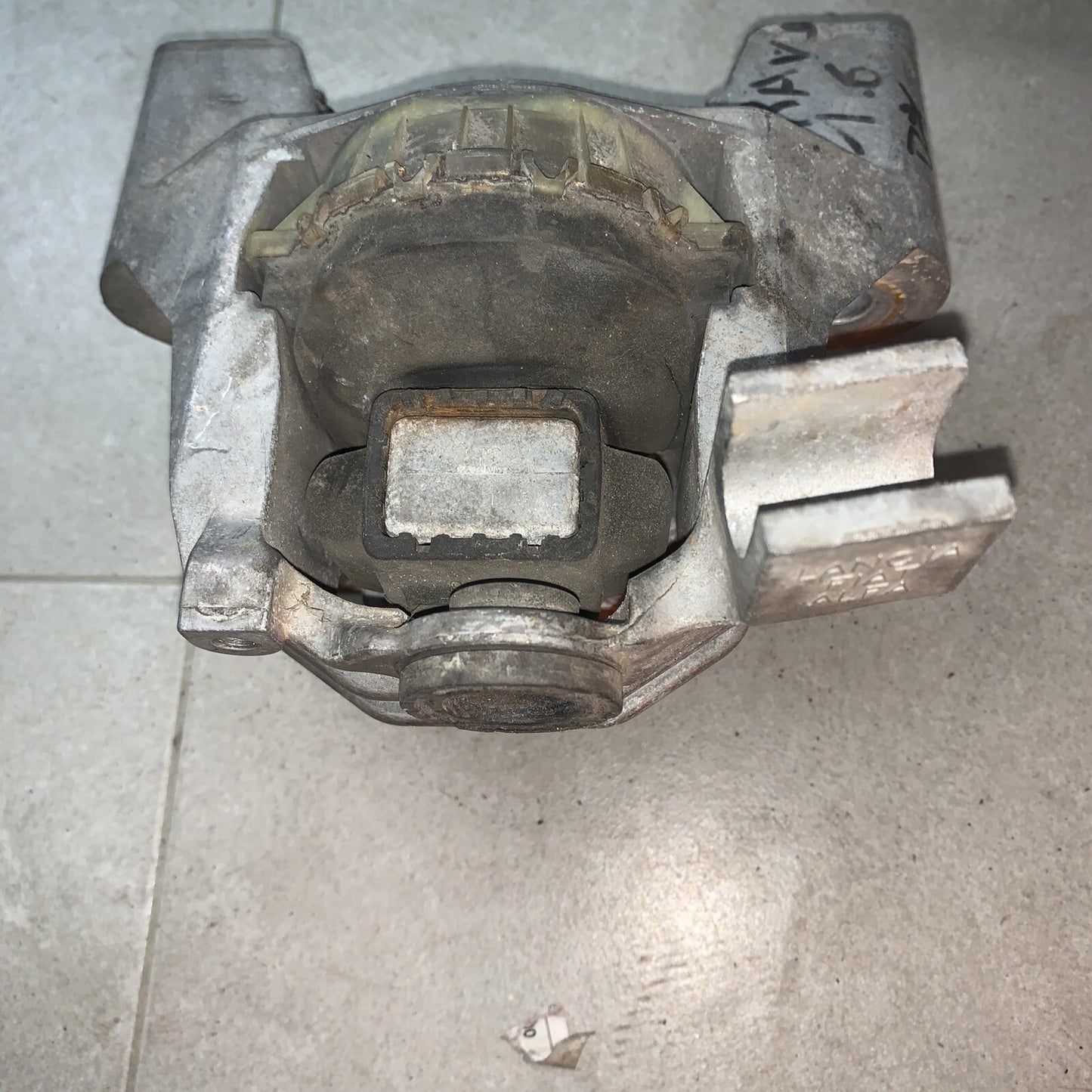 SUPPORTO MOTORE ANTERIORE DX FIAT BRAVO LANCIA DELTA 1.6 51796829