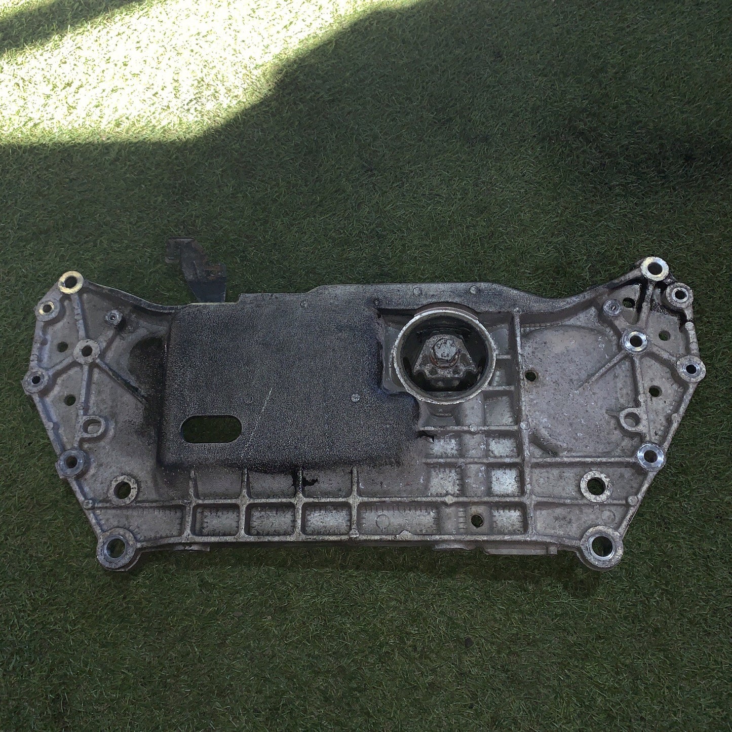 1K0199369F CULLA MOTORE ASSALE ANTERIORE VOLKSWAGEN GOLF 6 2.0 140 CV