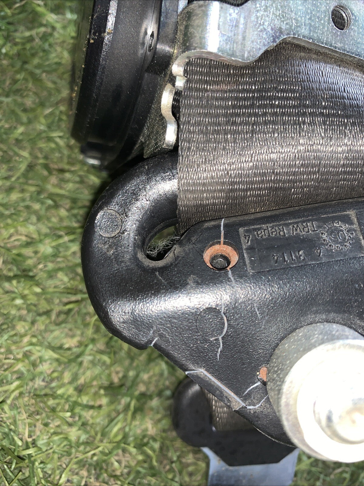 CINTURA DI SICUREZZA POSTERIORE CENTRALE FIAT Panda 2° Serie 27104X117 (2)