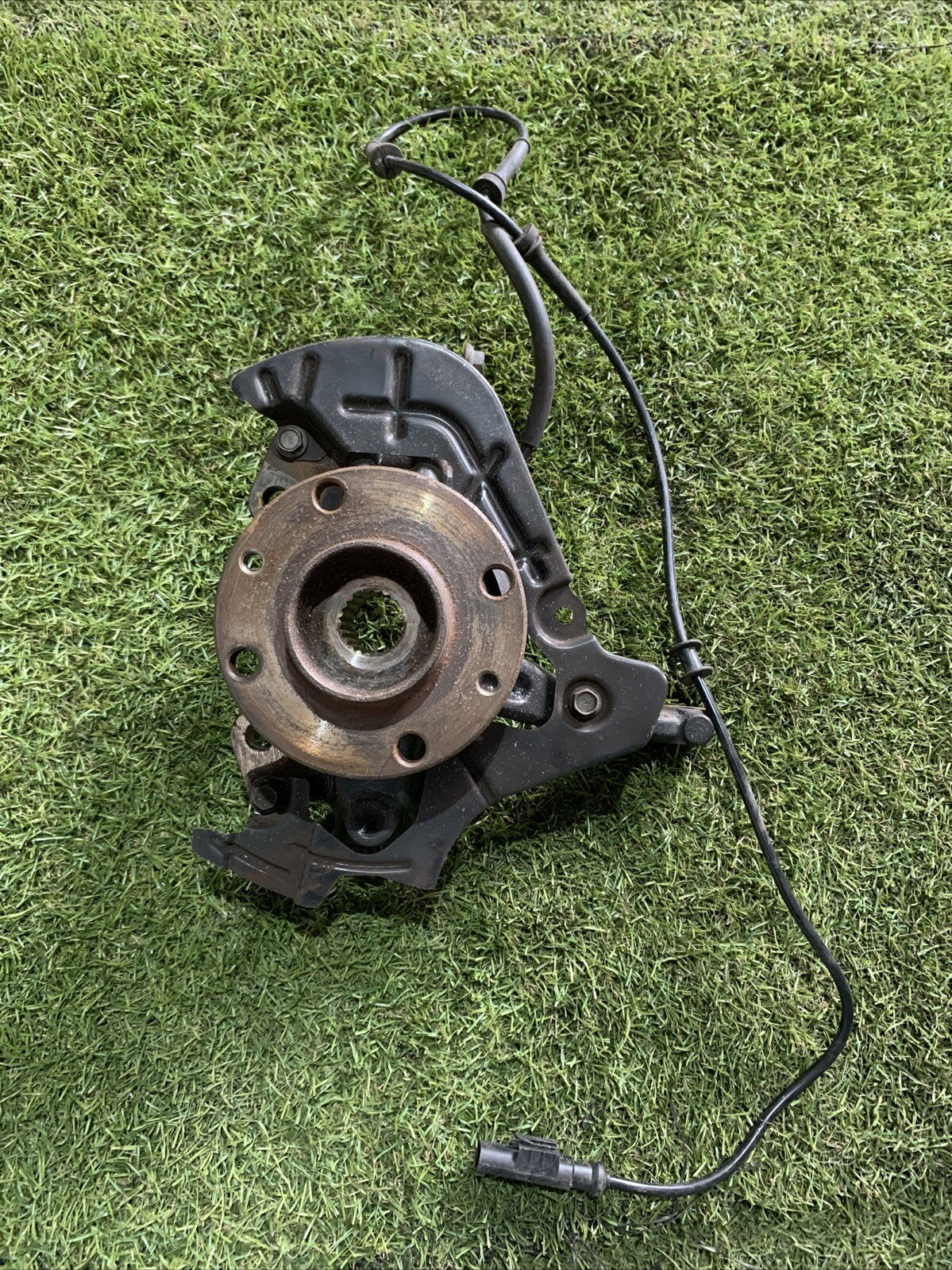 Mozzo Montante Fusello Anteriore Sinistra Lancia Ypsilon Dal 2011 1.2 Benzina