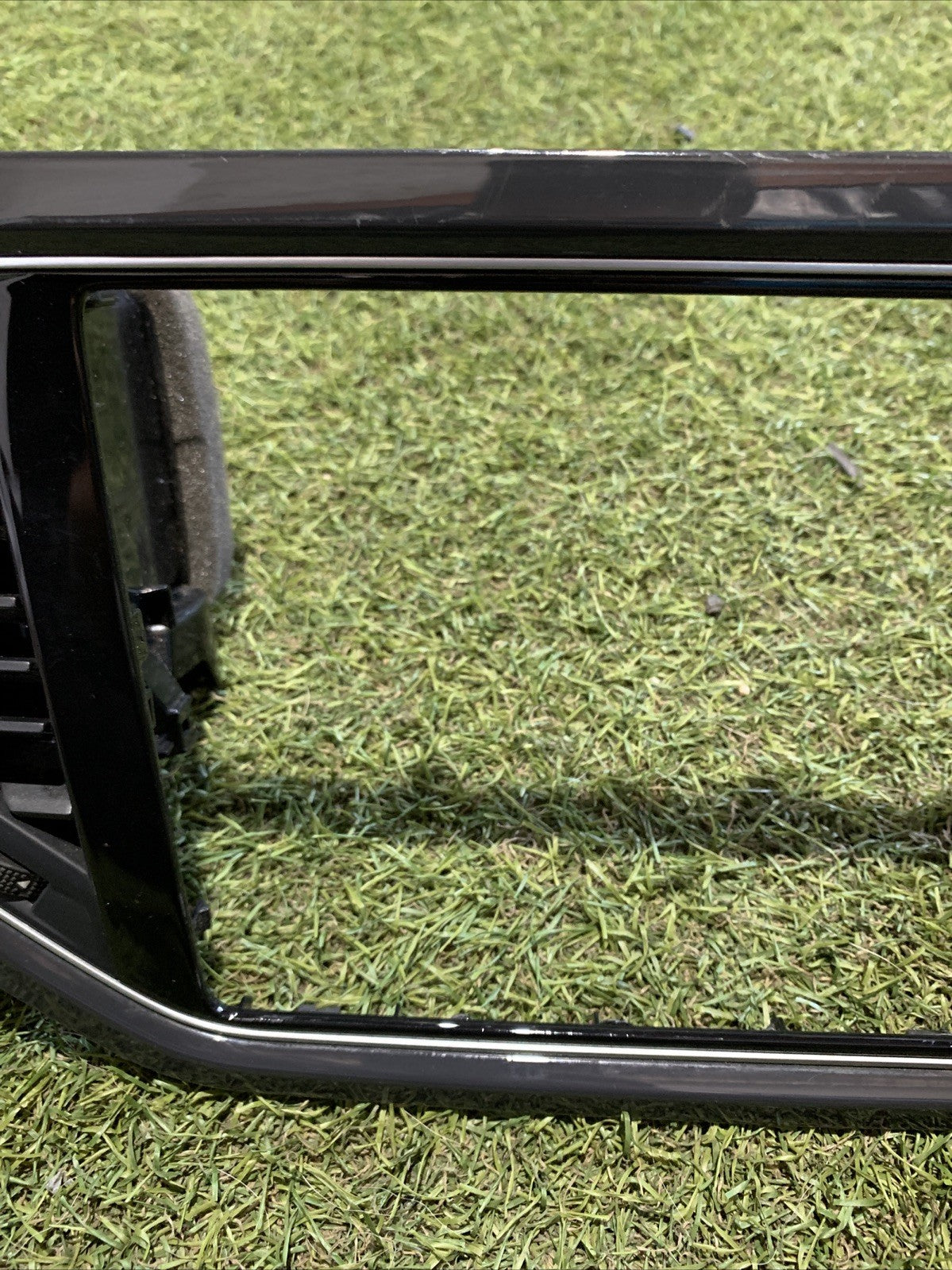 2GA858416C MODANATURA CENTRALE CRUSCOTTO VOLKSWAGEN T-Roc (2)