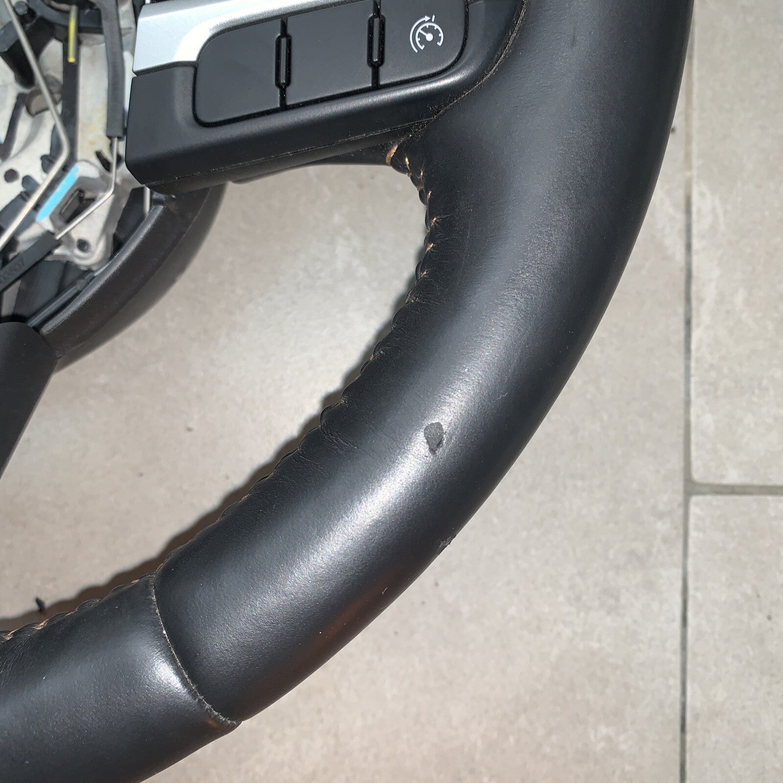 1049805V95 VOLANTE CON COMANDI MULTIFUNZIONE  JEEP COMPASS Dal 2016-2022