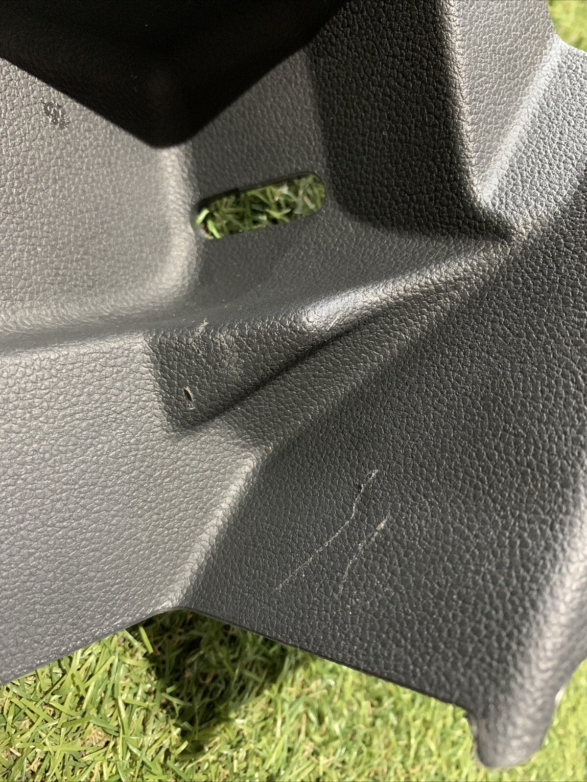 2GM858831 Staffa Di Supporto Ripiano Portaoggetti Lato Sx Per Volkswagen T-Cross