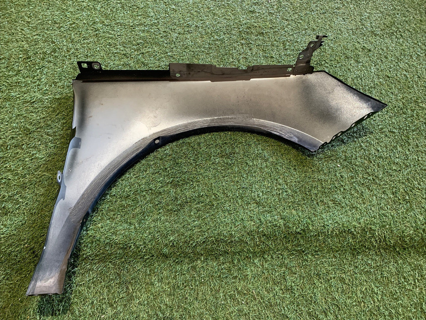 PARAFANGO ANTERIORE SINISTRO AUDI A1 2010