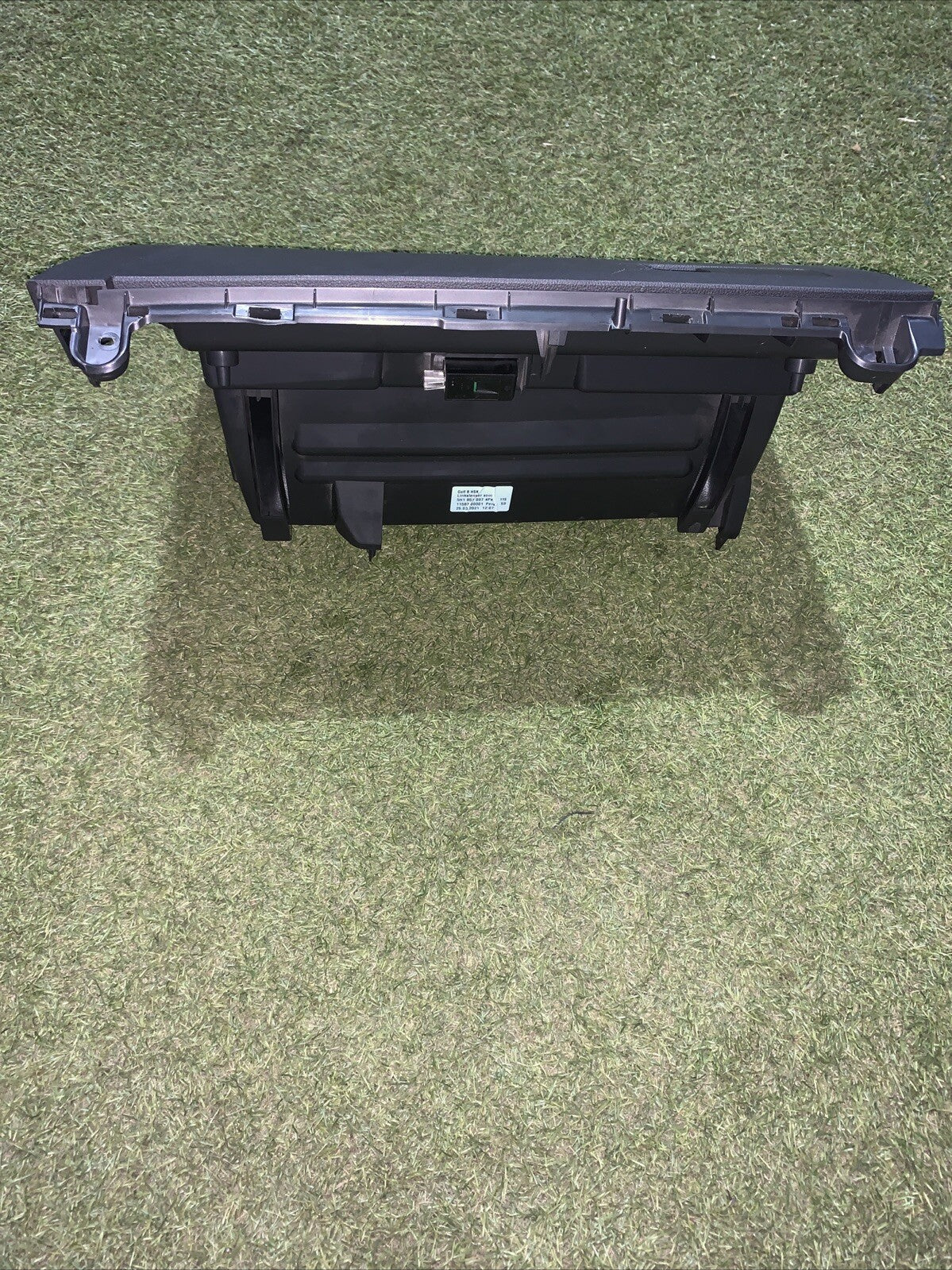 Cassetto portaoggetti Volkswagen Golf 8 Codice: 5H1857097