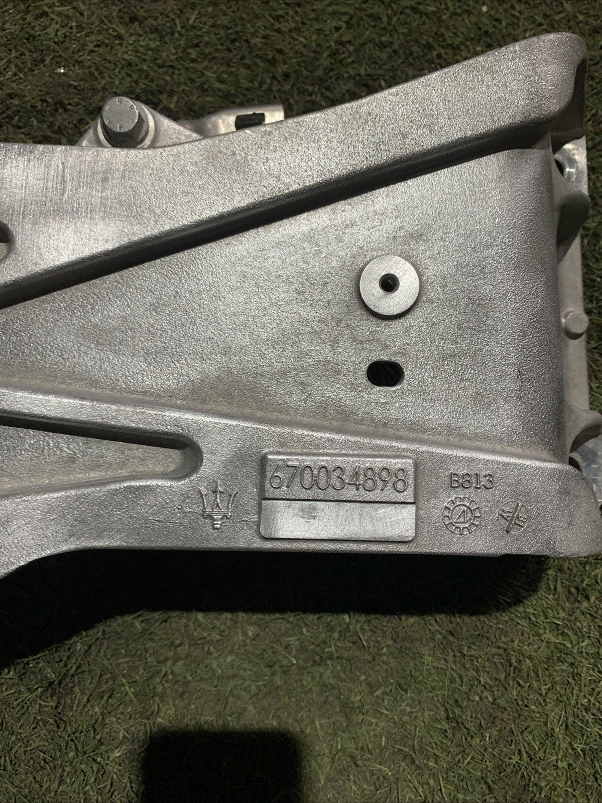 Supporto Cambio Maserati Levante 670034898
