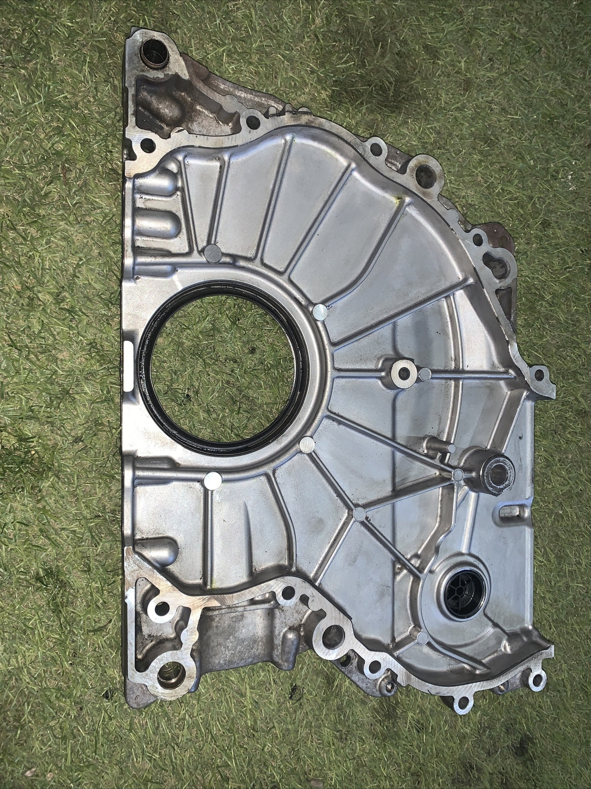 8513999 COPERCHIO DISTRIBUZIONE BMW Serie 1 F20 (1119) 1500 Diesel (2018 909206