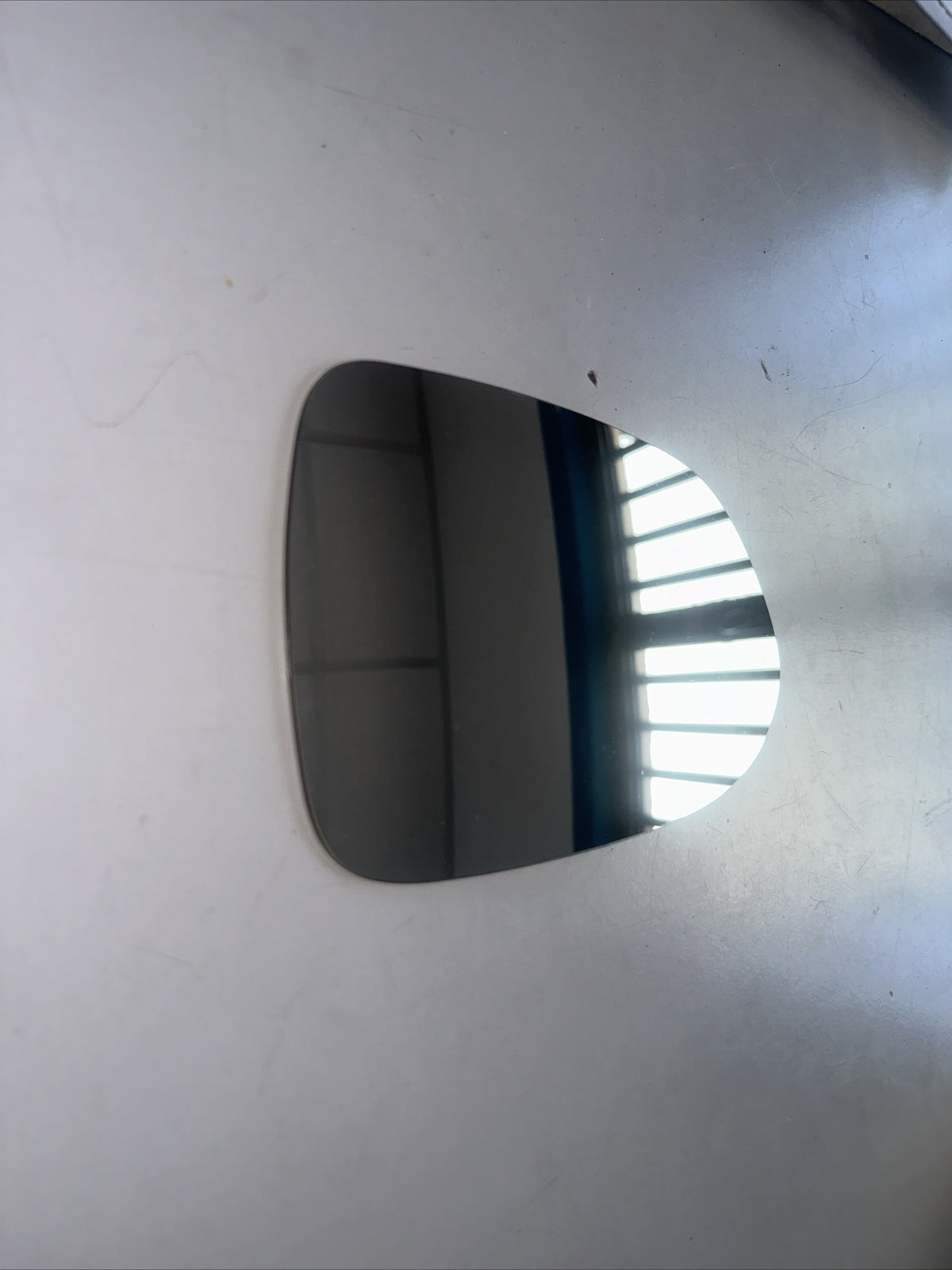 Vetro specchietto HYUNDAI Jazz dal 2002 al 2008 destro senza piattello 1202D