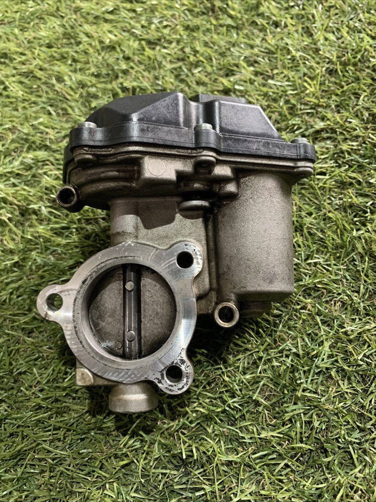 CORPO FARFALLATO VOLKSWAGEN Golf 7 Berlina 04l131501C Diesel 1.6