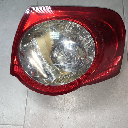 27 45 80 02 STOP FANALE POSTERIORE DESTRO PASSEGGERO VOLKSWAGEN Passat V