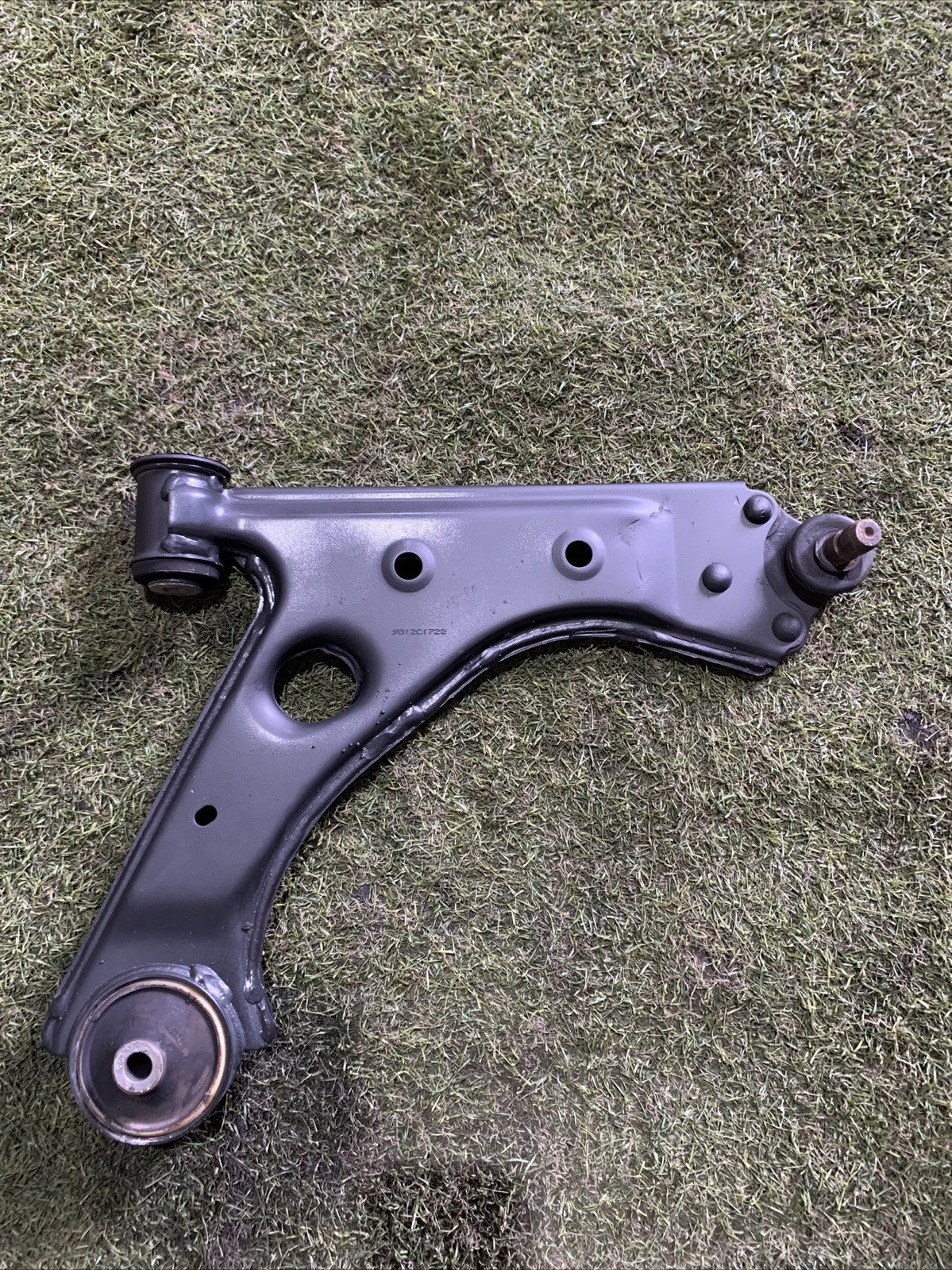 13426553 BRACCIO OSCILLANTE ANTERIORE DESTRO OPEL CORSA E BENZINA (2)