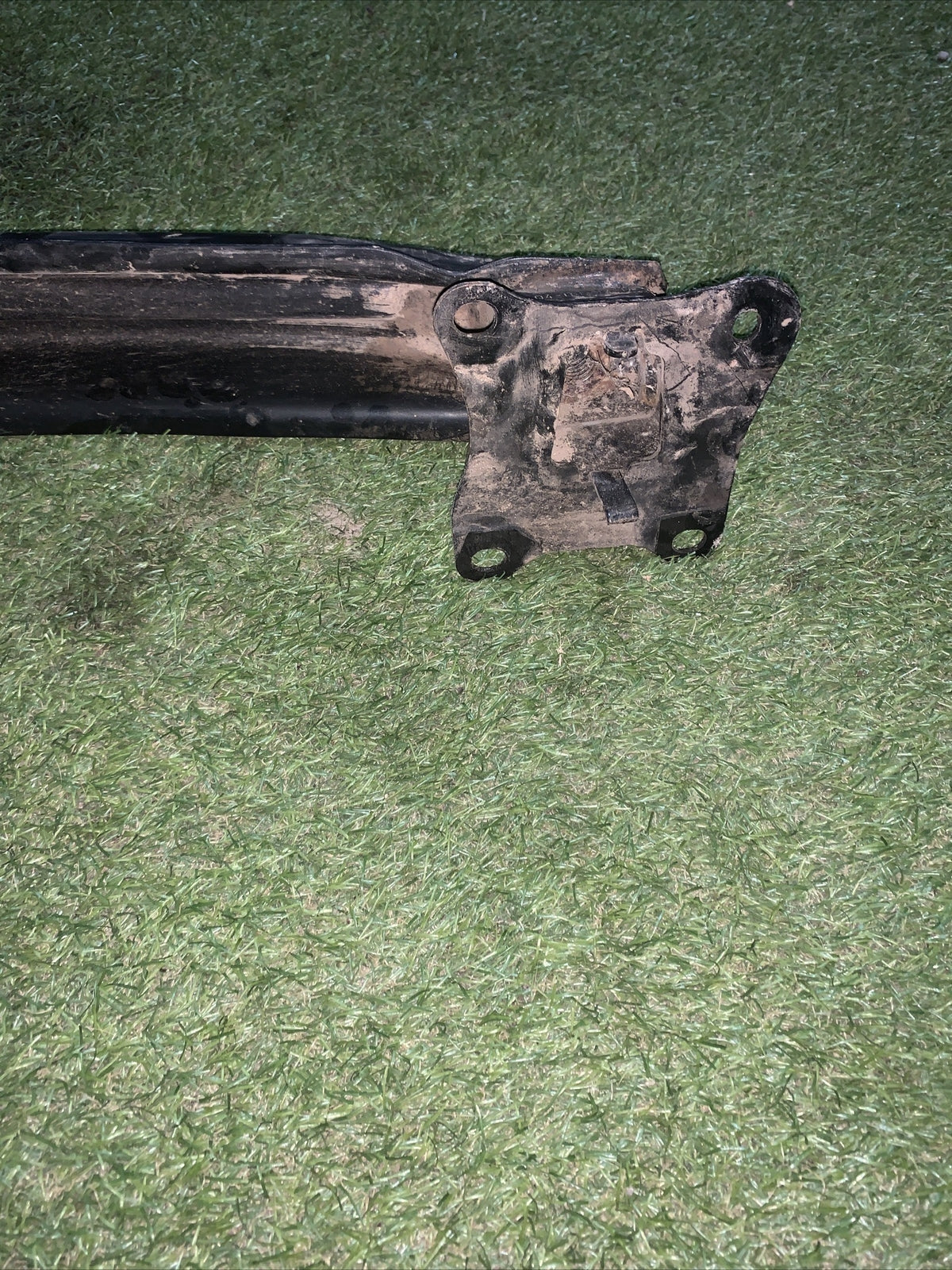 TRAVERSA PARAURTI POSTERIORE SEAT LEON 1P1 (2005 - 2013) 5P0807305 BARRA ORIG.