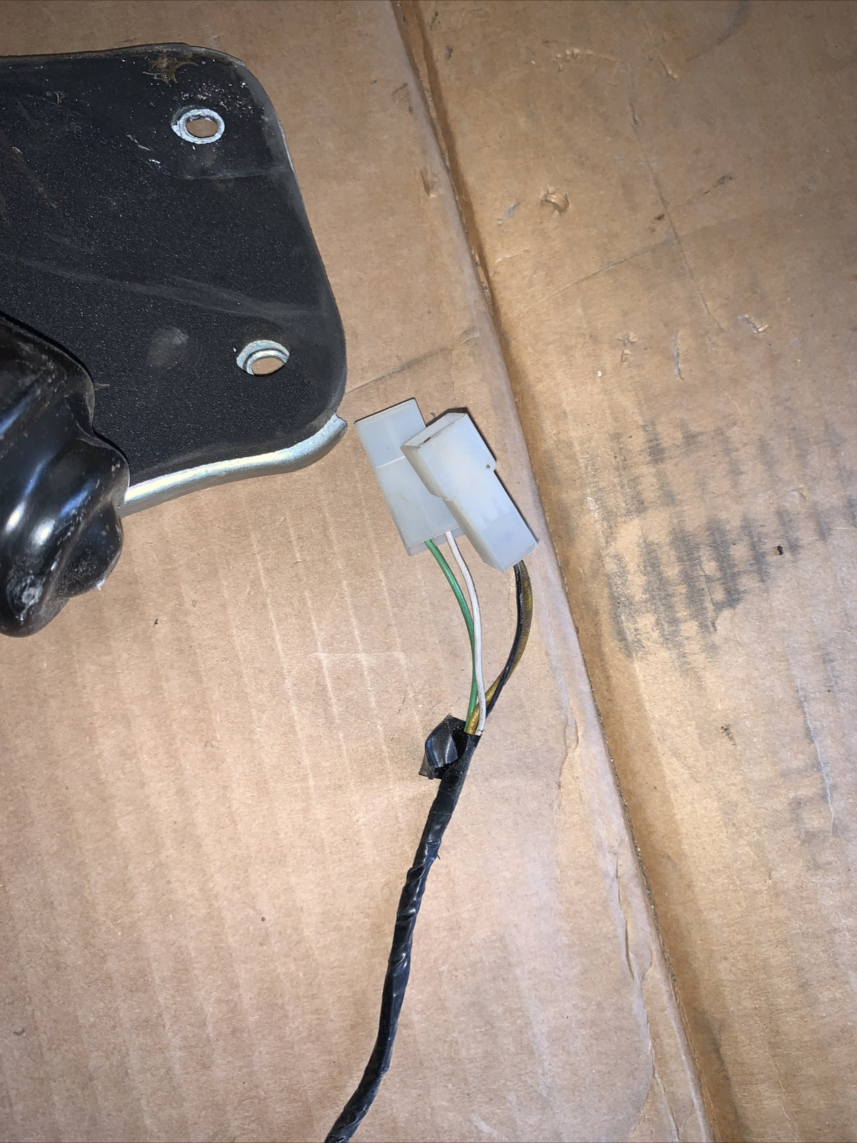 MOTORE MOTORINO TERGICRISTALLI TERGIVETRO ANTERIORE PARABREZZA PEUGEOT RANCH