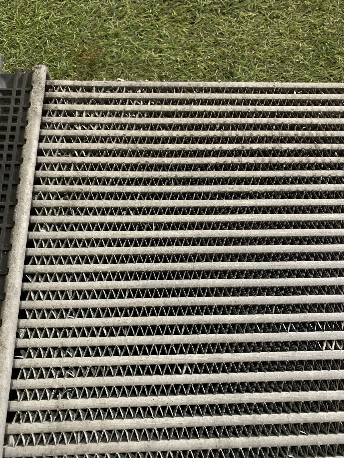 1K0145803AF RADIATORE INTERCOOLER SCAMBIATORE ARIA/ARIA VOLKSWAGEN GOLF 6 1.6 D