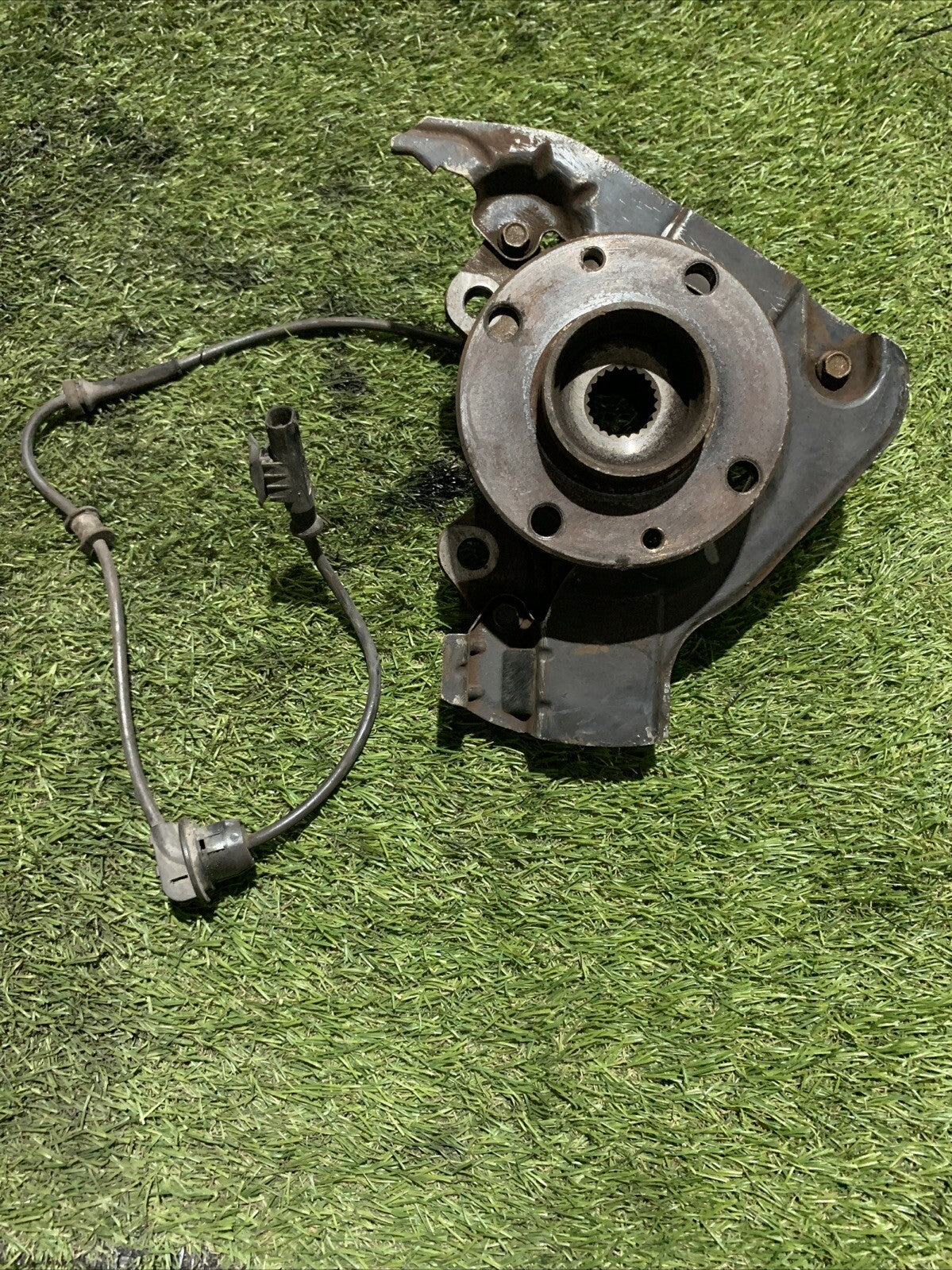 Mozzo Montante Fusello Anteriore Sinistro Lancia Ypsilon 2006 1.2 Benzina