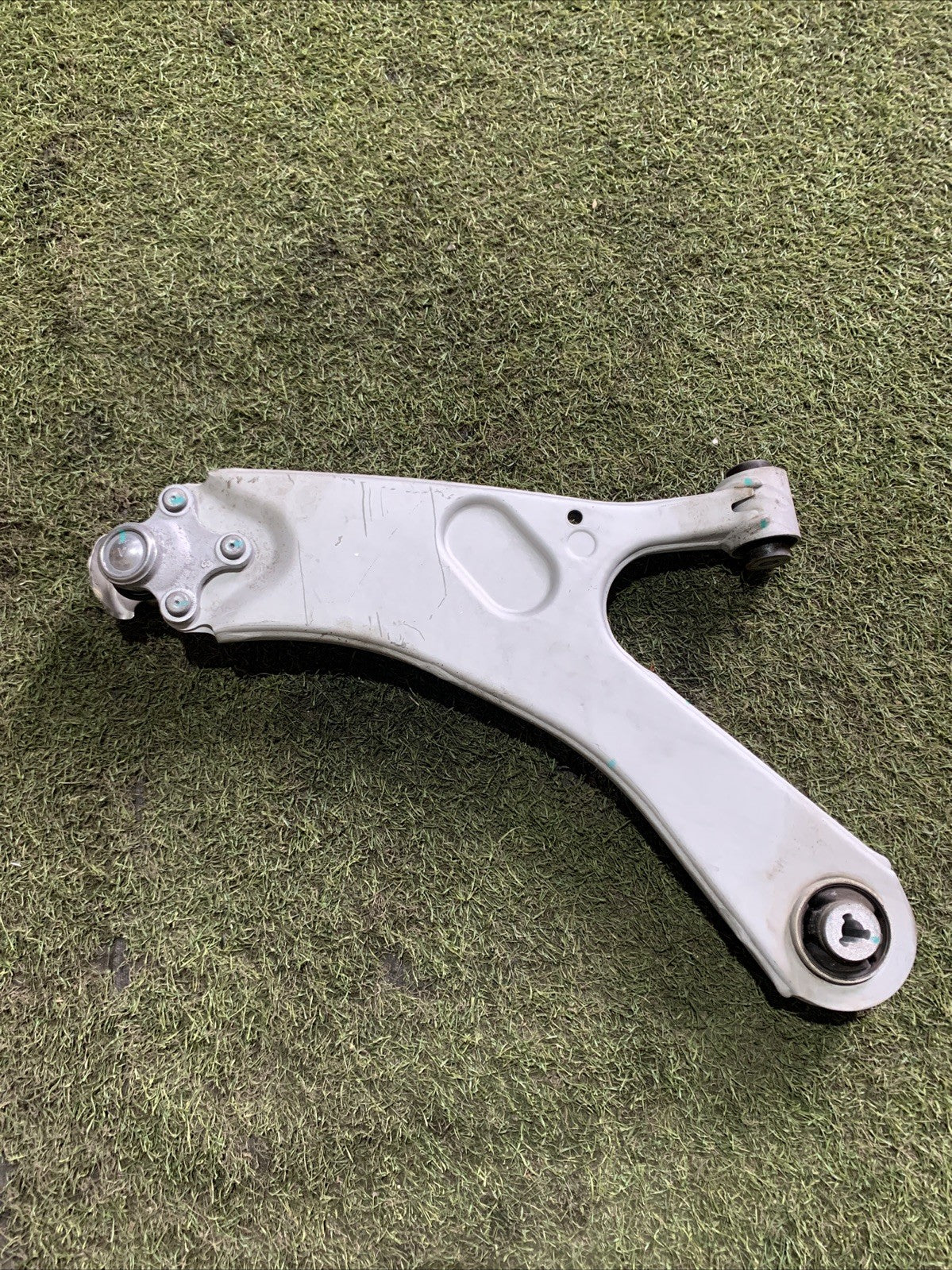 BRACCIO OSCILLANTE ANTERIORE DESTRO PER JEEP Avenger Serie 9830190580 1.2 B