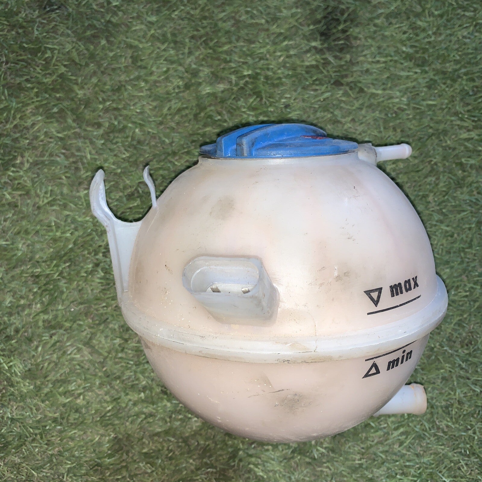 1K0121407A VASCHETTA ACQUA COMPENSAZIONE RADIATORE AUDĂ A3 8P 2.0