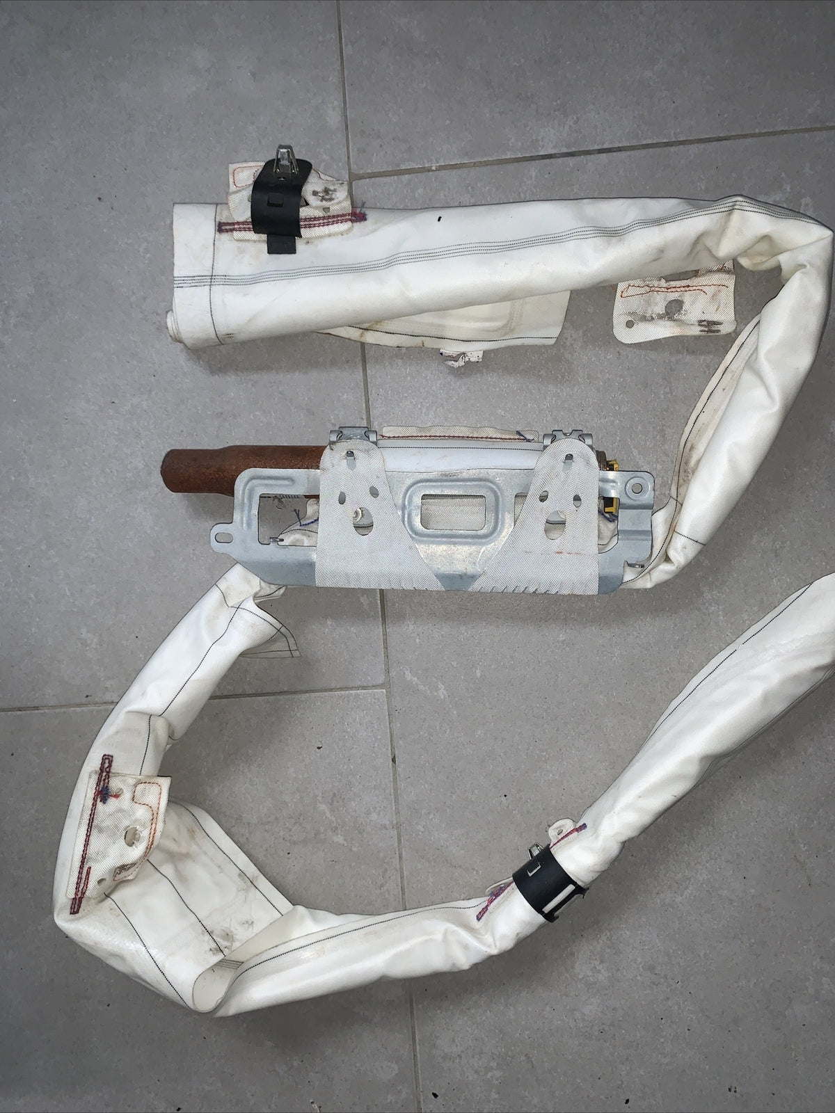 Carica airbag tetto tendina sinistra VOLKSWAGEN GOLF 6 5K6880741D ( 2008-2013)