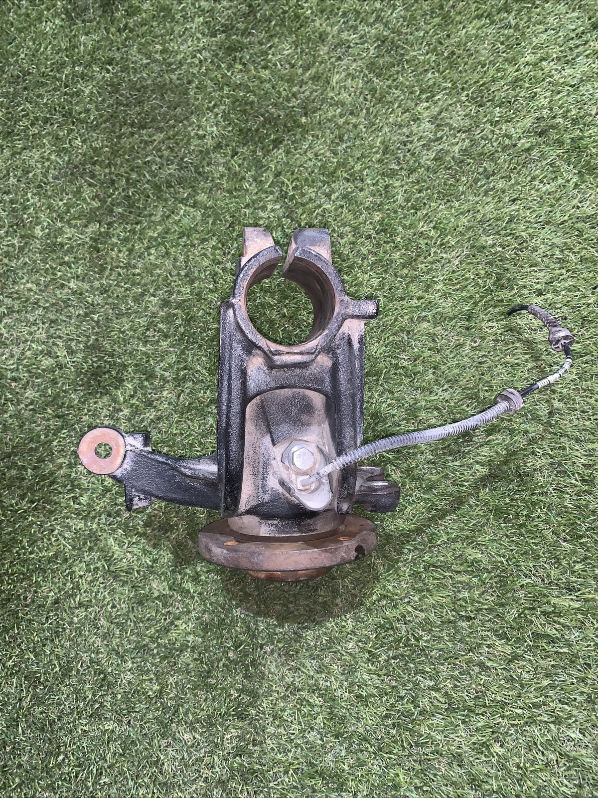 Mozzo Montante Anteriore Destro Peugeot 208 1.6