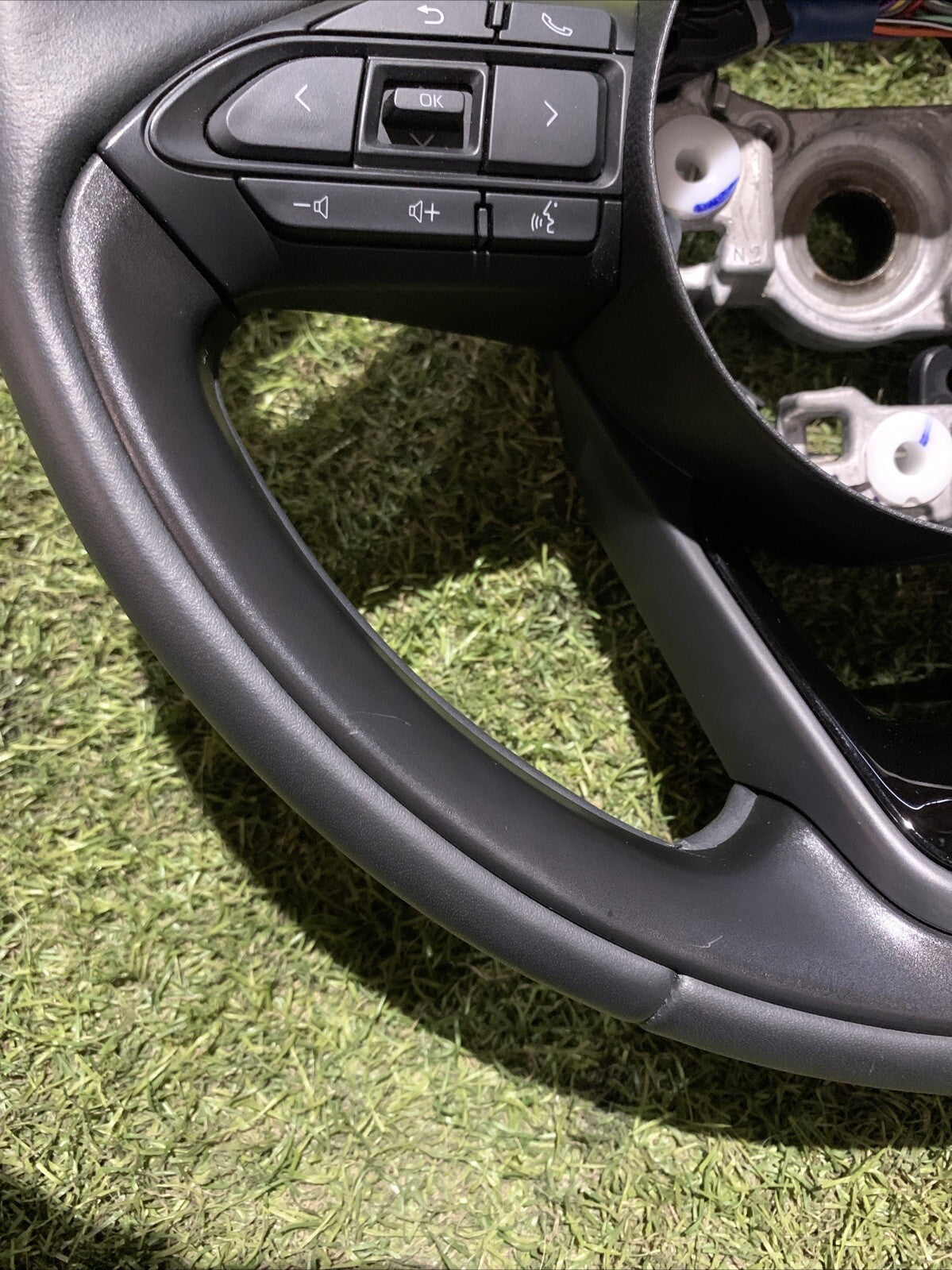 VOLANTE CON COMANDI TOYOTA YARIS (XP210) 2022 45100K0110