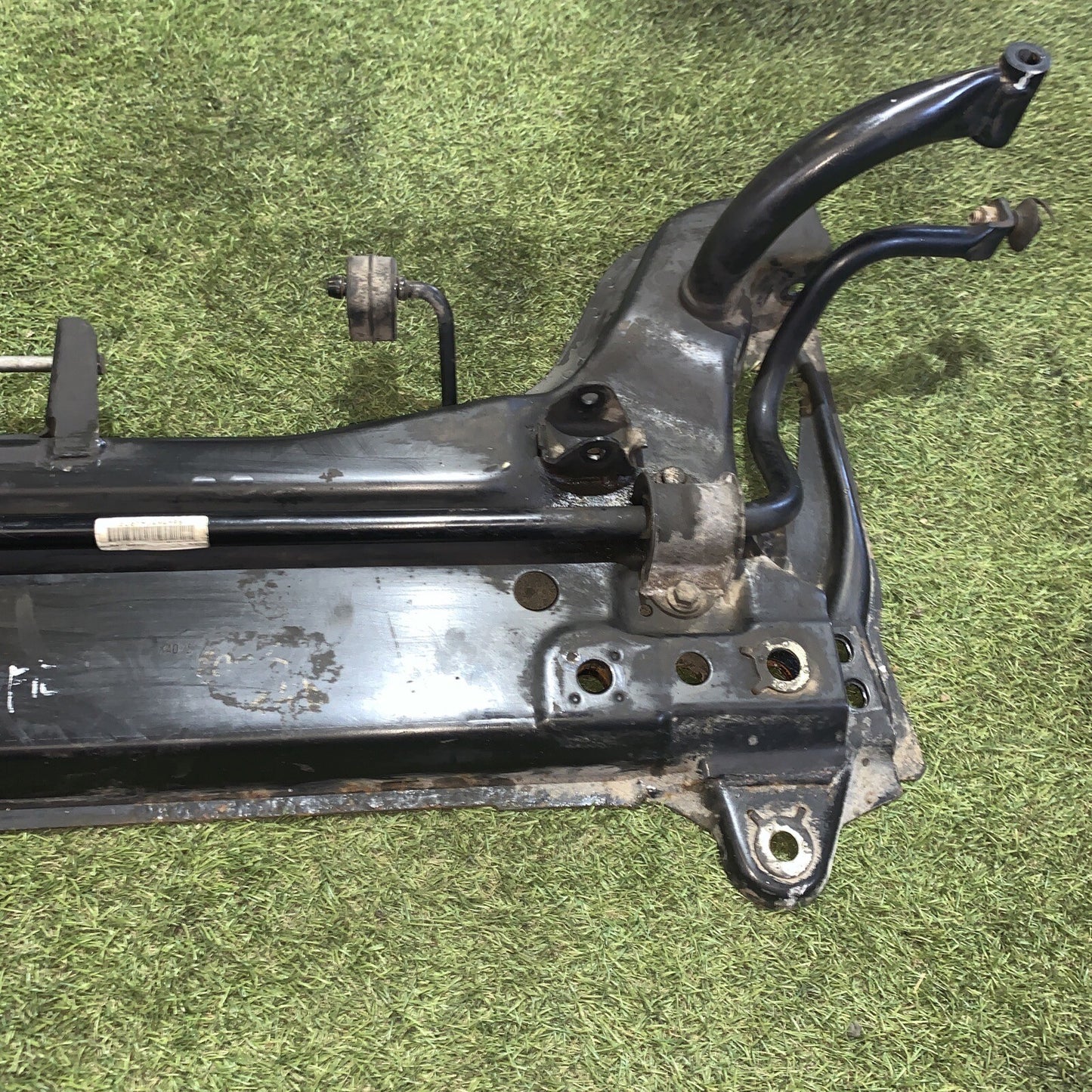 0443A6B41049 ASSALE ANTERIORE CULLA MOTORE FORD FIESTA 1.4