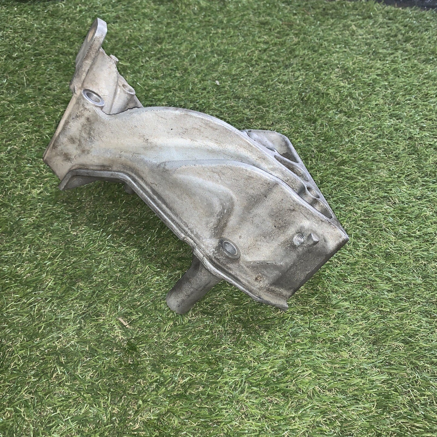 SUPPORTO MOTORE VOLKSWAGEN Polo 5° Serie 04B199207 Diesel 1400