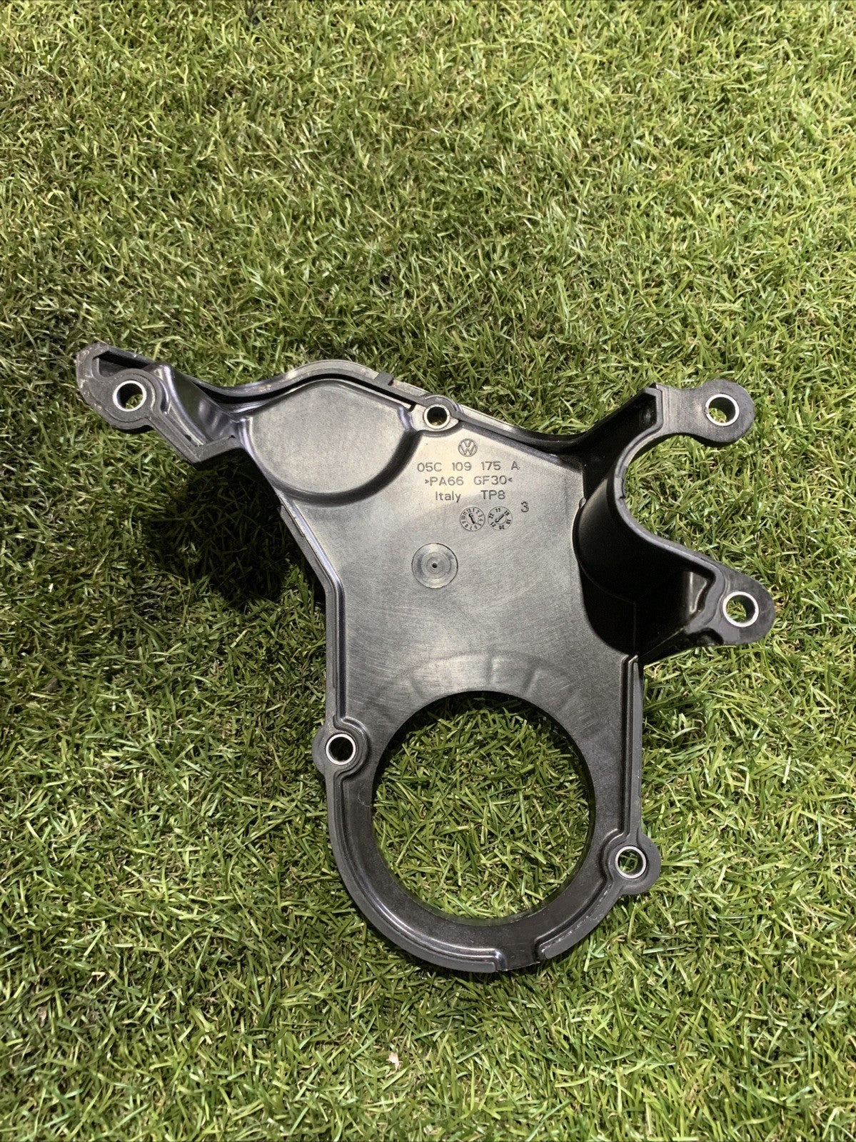 05C109175A CARTER LATERALE INFERIORE DISTRIBUZIONE MOTORE VOLKSWAGEN GOLF 8 1.0