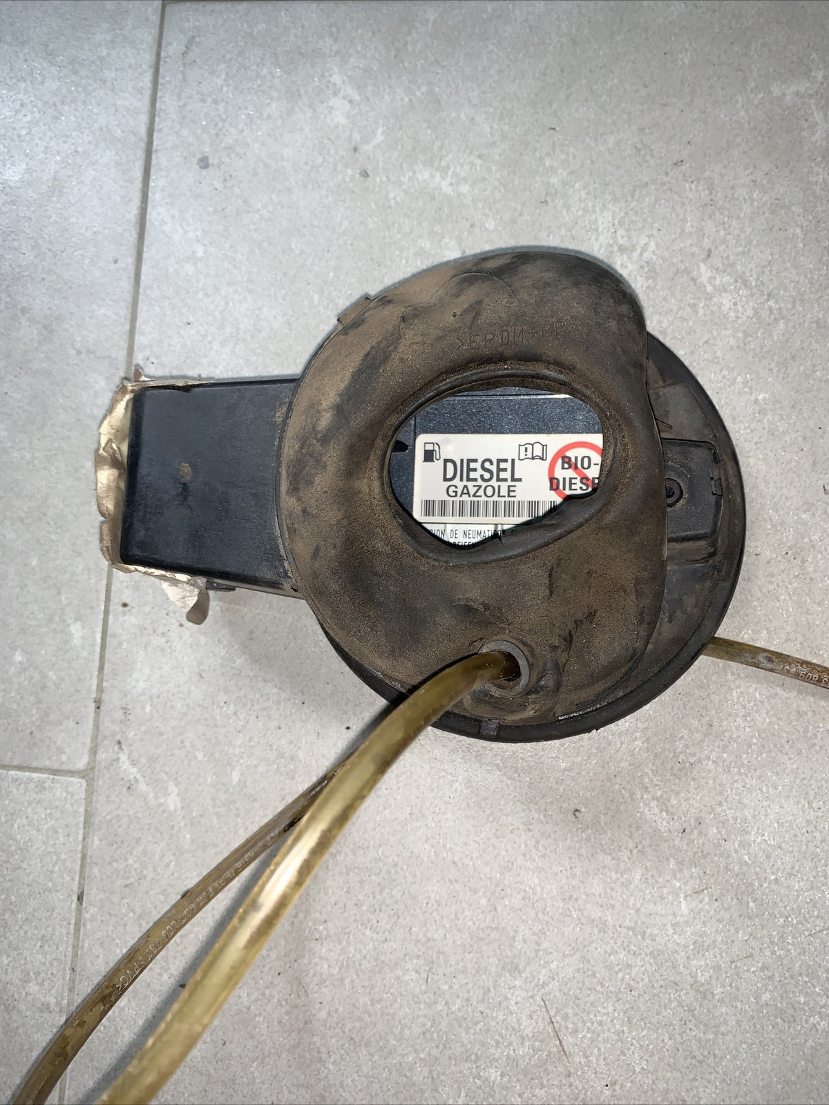 1P0809905 SPORTELLINO CARBURANTE SEAT Leon