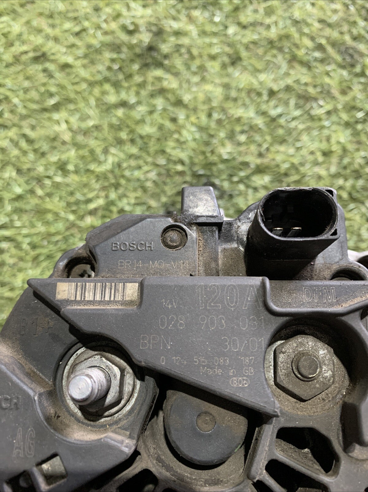 Alternatore Bosch Volkswagen Passat Anno 2004 1.9 Diesel 028903031