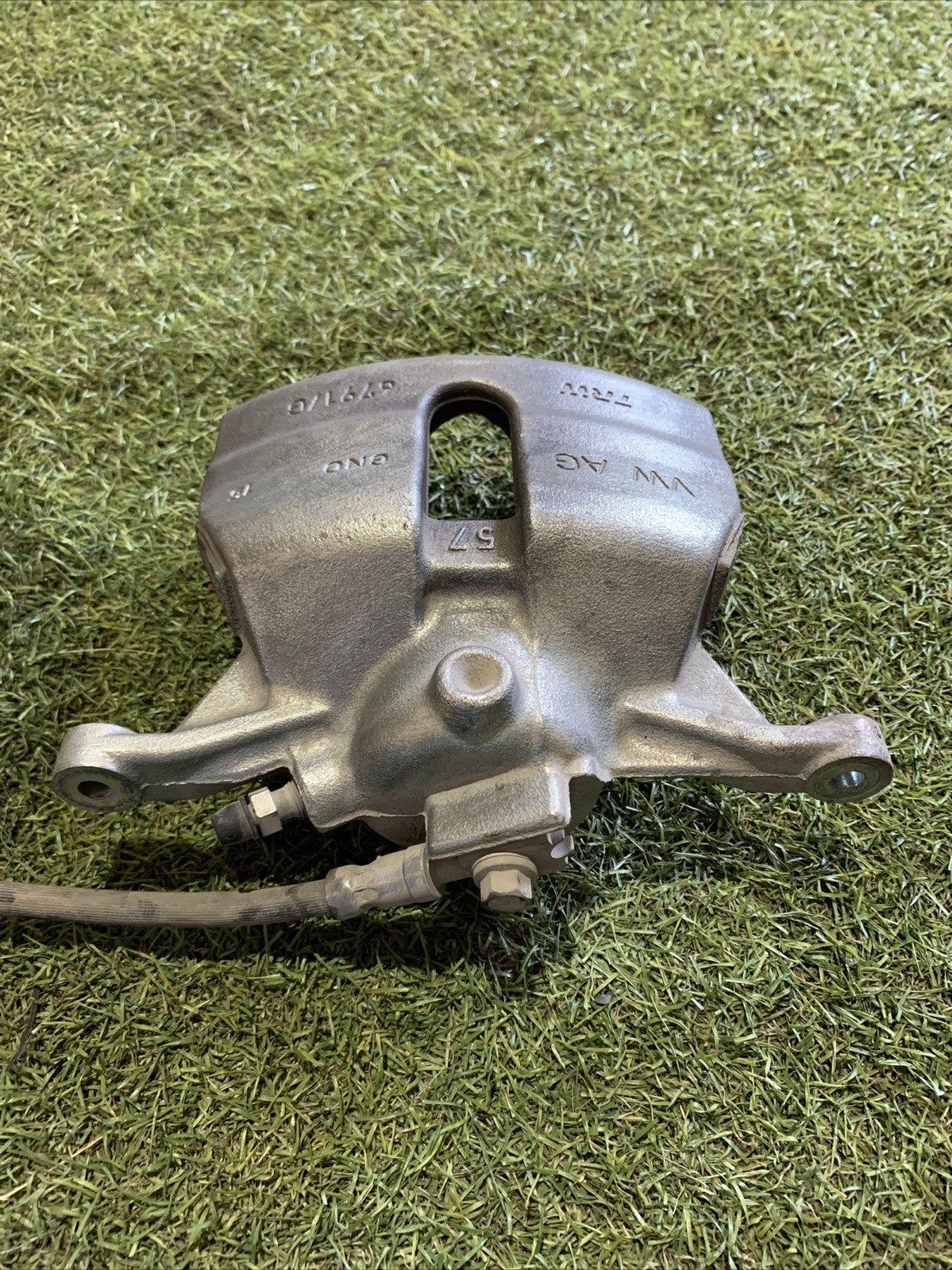 Pinza Freno Anteriore Sinistra Volkswagen T-roc 1.6 Diesel 8V0615123