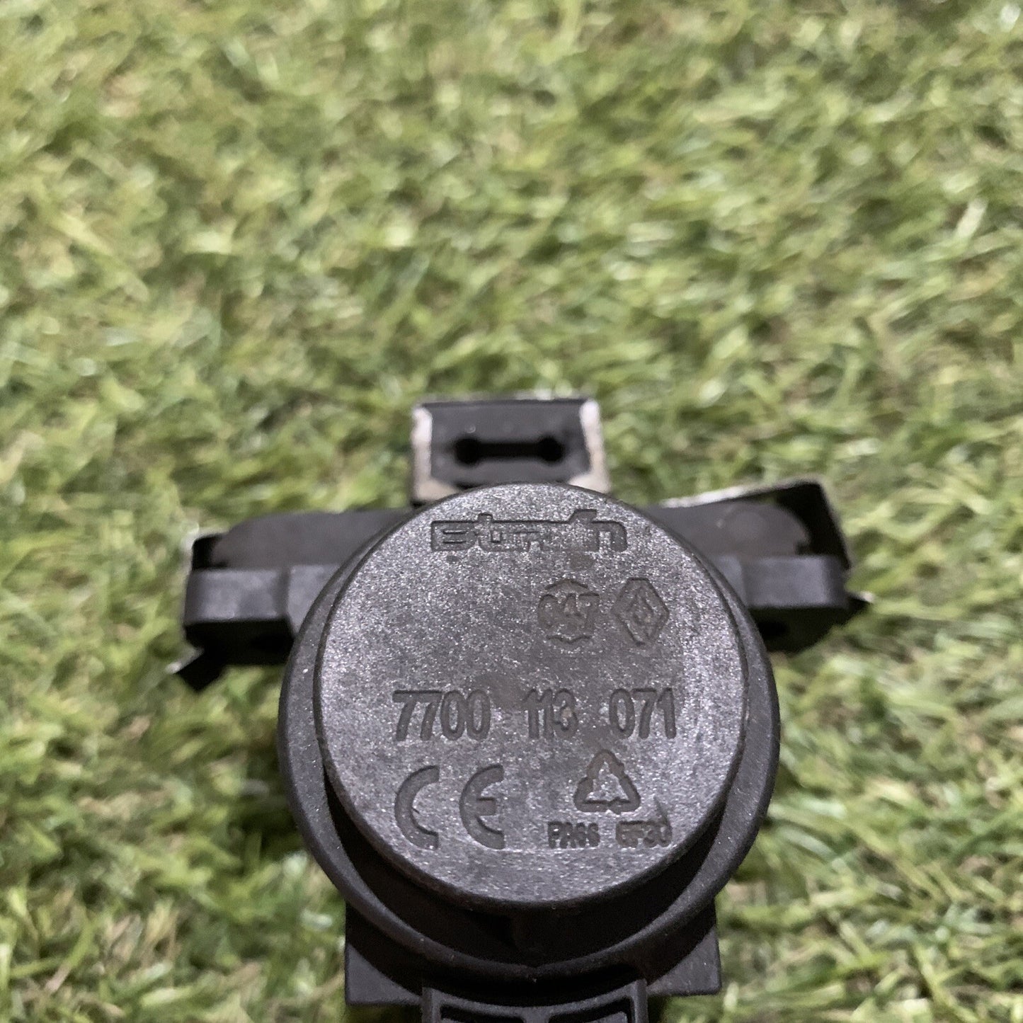 7700113071 Elettrovalvola per Renault Scenic 1° Serie 1.9 Diesel 102CV