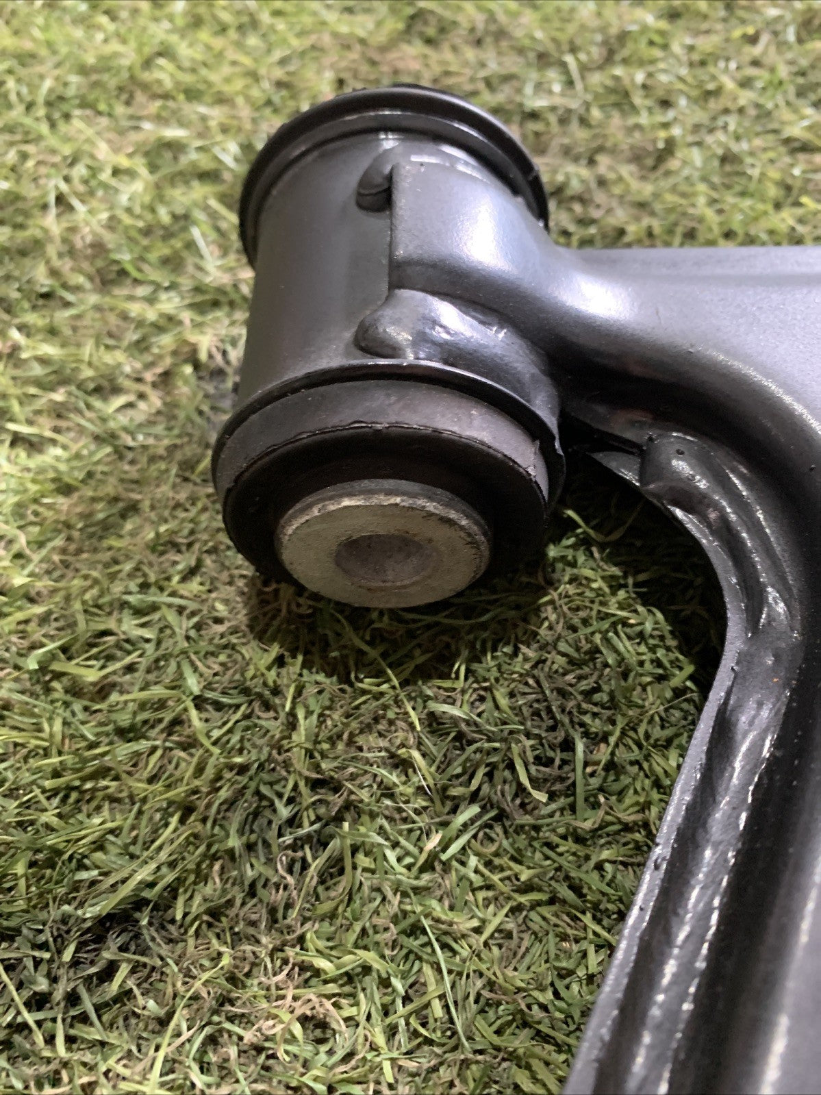 13426553 BRACCIO OSCILLANTE ANTERIORE DESTRO OPEL CORSA E BENZINA (2)