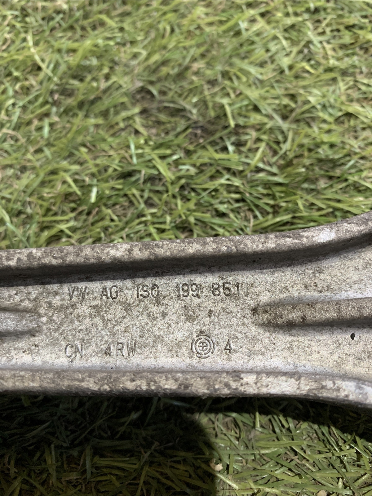 1S0199851 SUPPORTO MOTORE Volkswagen Up (2)