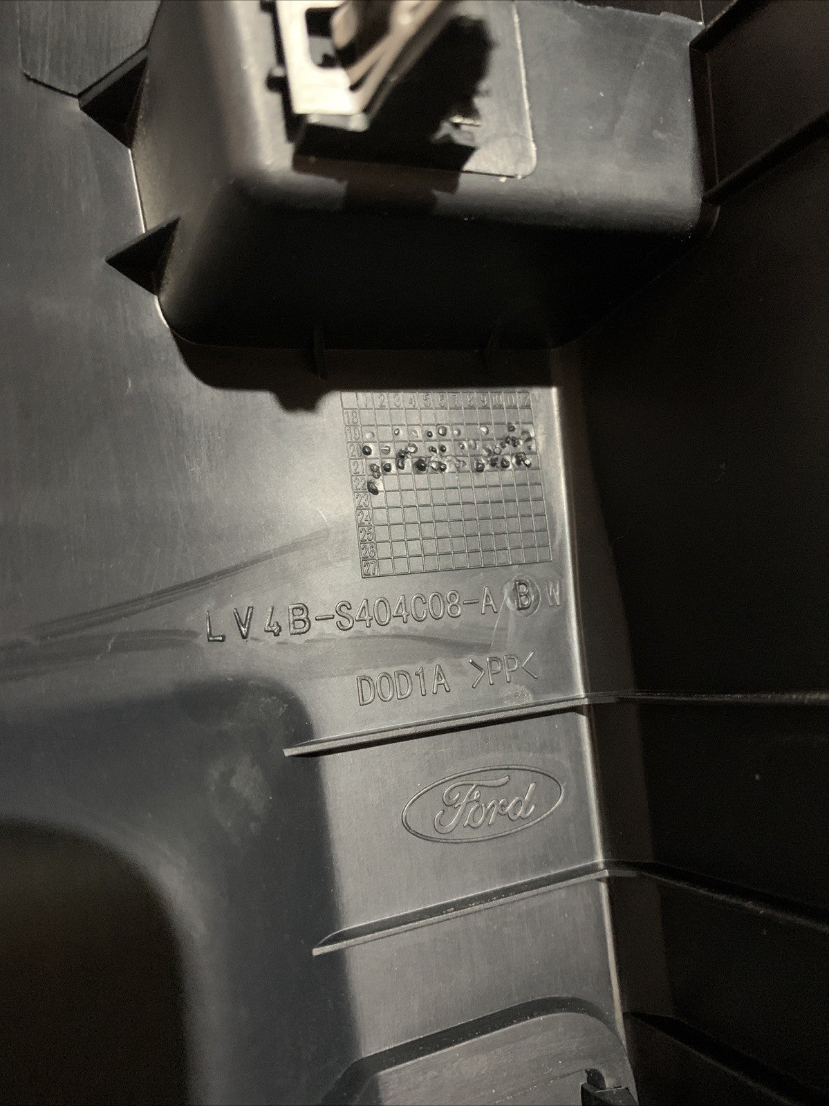 BATTICOFANO POSTERIORE FORD KUGA III 2020 LV4B-S404C08-A