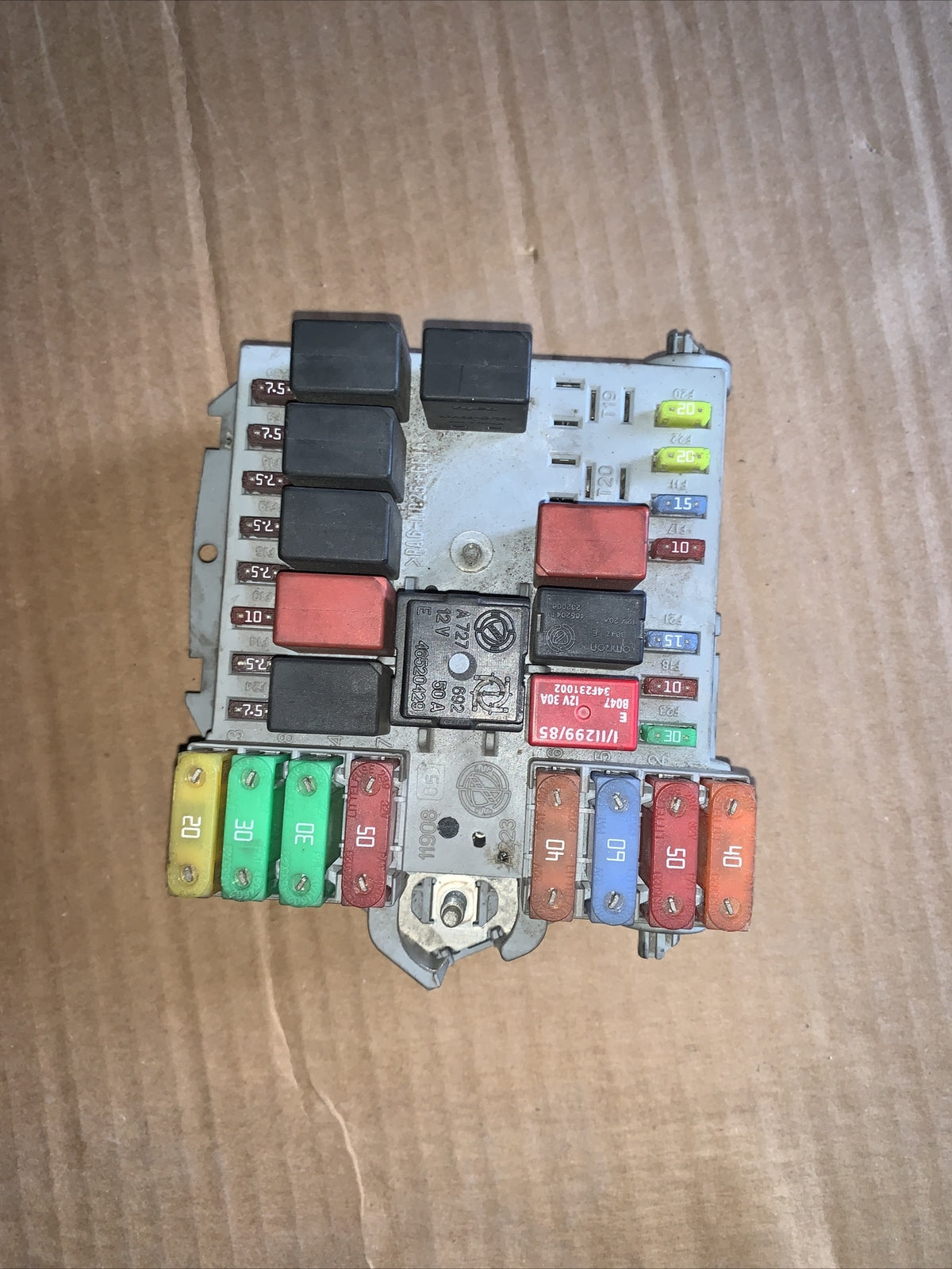 51832042 SCATOLA FUSIBILI FIAT BRAVO (198) 1.6 MULTIJET 16V MAN 6M KW77 - 105CV