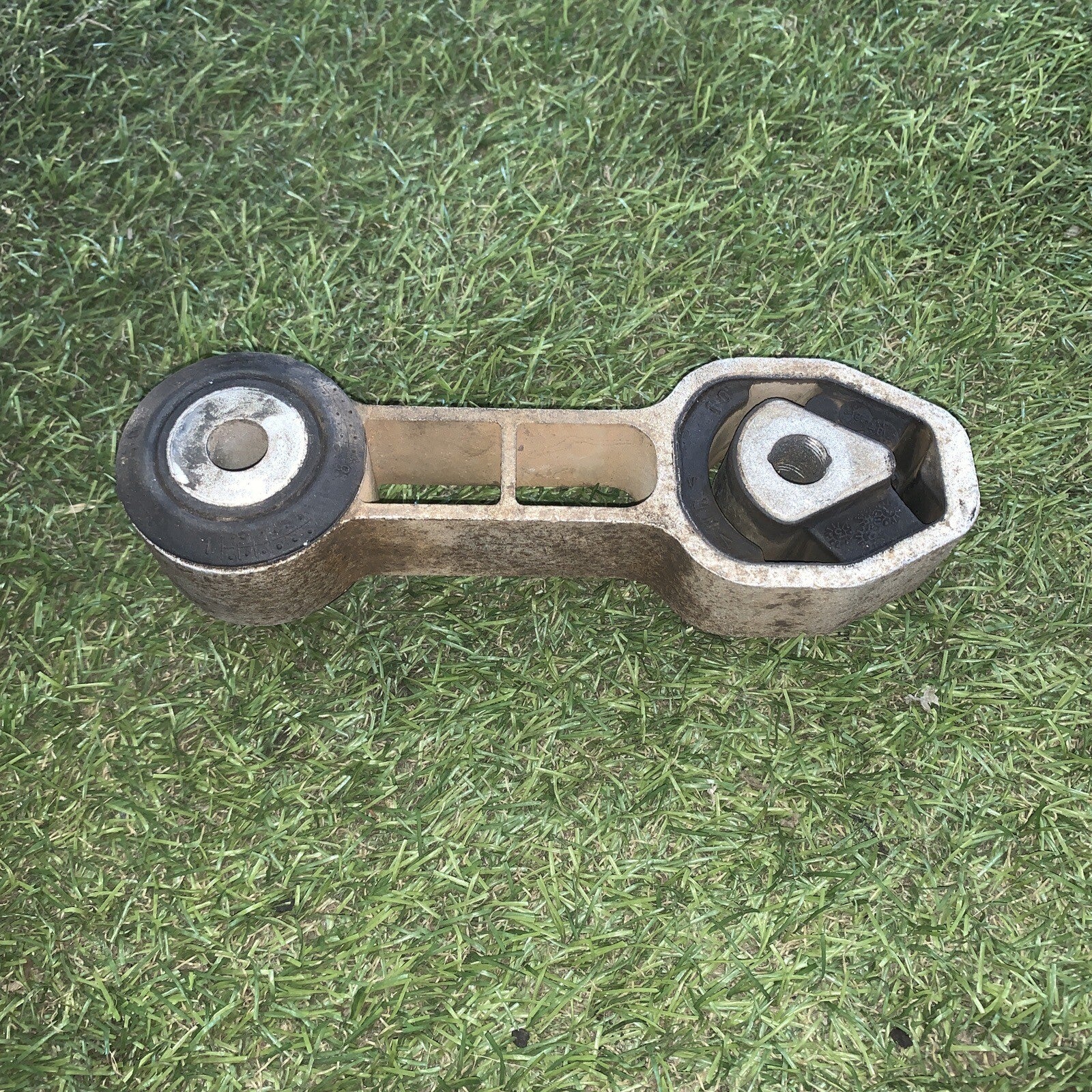 005173268100 SUPPORTO MOTORE FIAT 500- FIAT PANDA  1.2B
