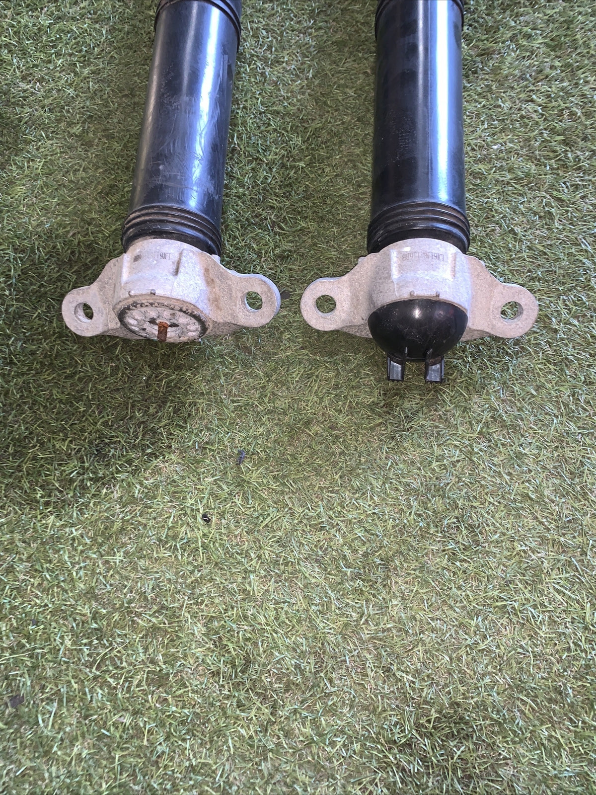 Coppia Ammortizzatori Ford Kuga 2022 Hybrid 2.5 Originali MX61-18080-SAB