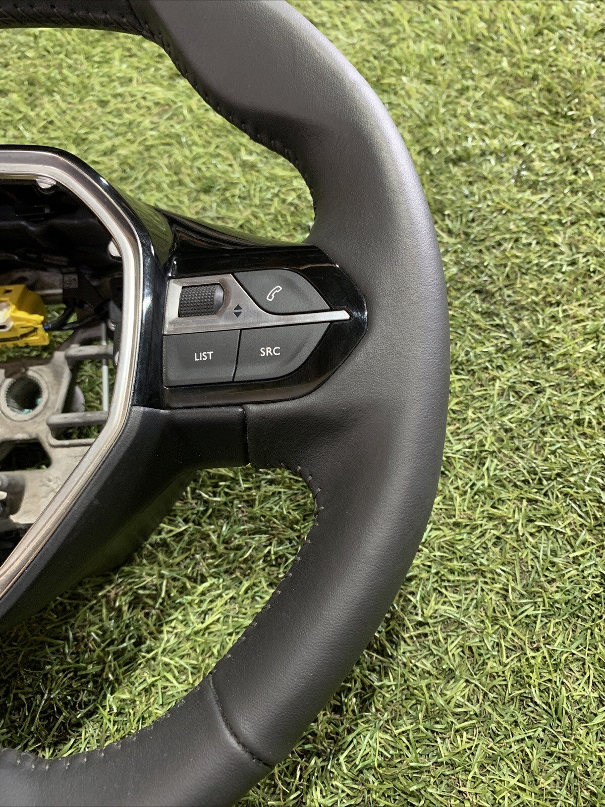 Volante Sterzo Peugeot 208 2022 Come Nuovo
