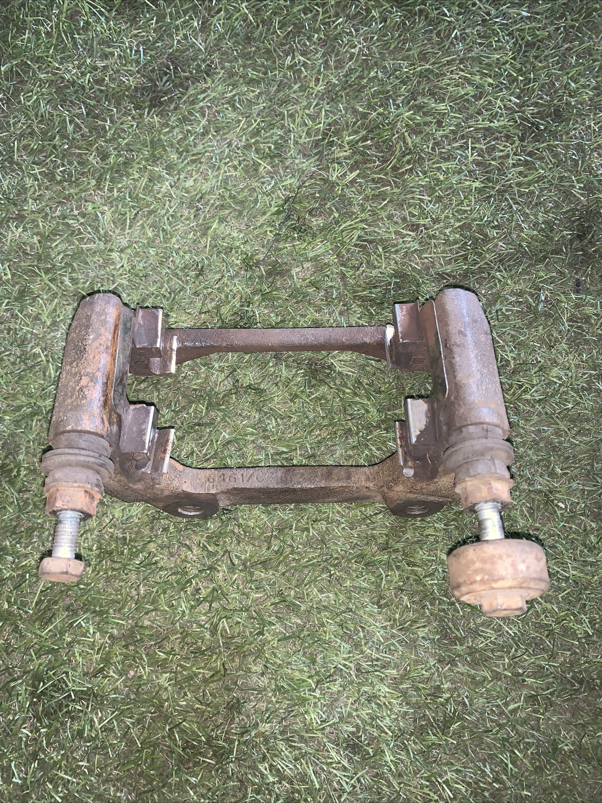 Audi A7 4G Supporto pinza freno posteriore destro