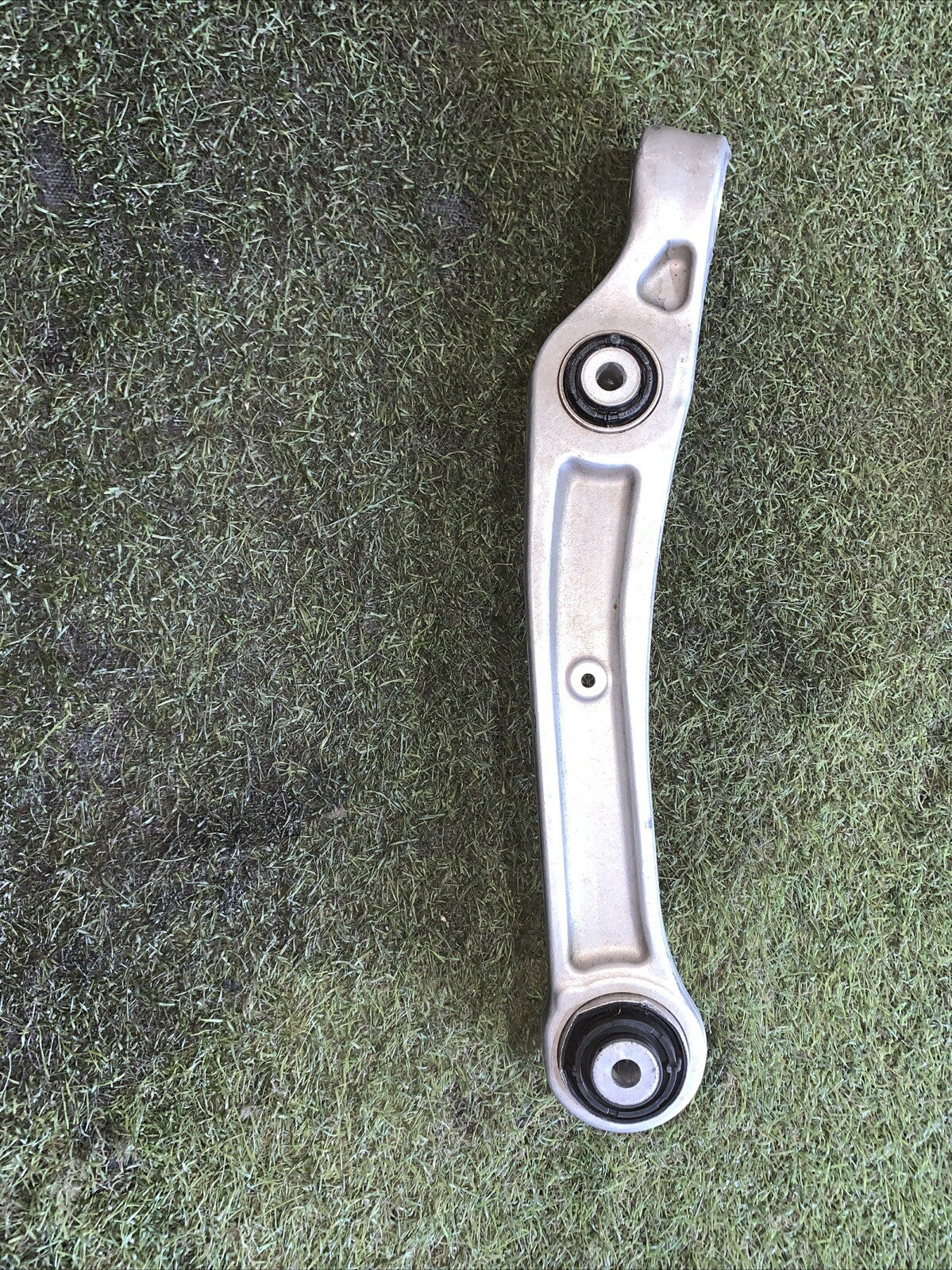 4M0407156E BRACCIO OSCILLANTE ANTERIORE INFERIORE DESTRO AUDI Q8 2020