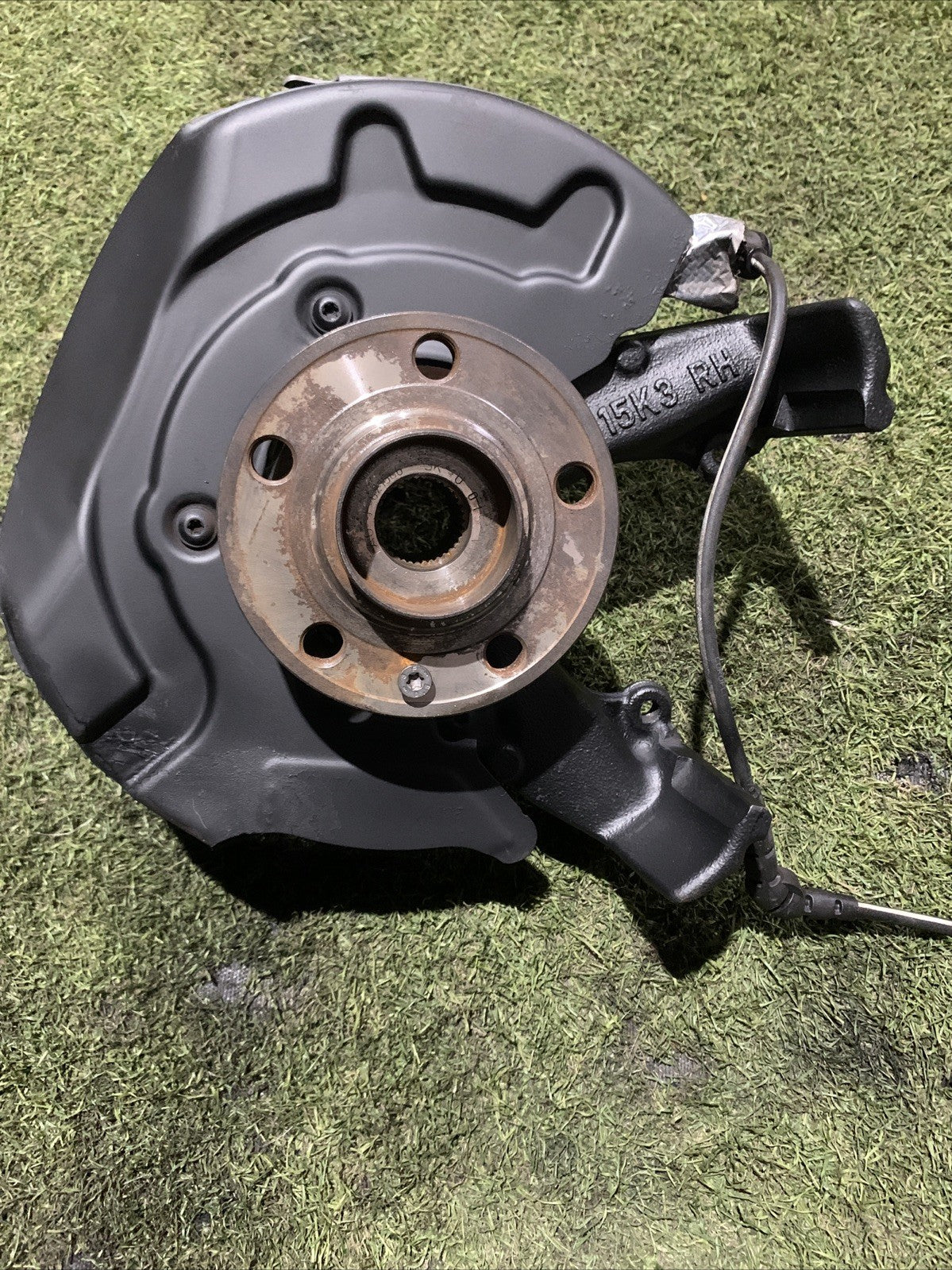 Mozzo Montante Fusello Anteriore Destro Volkswagen T-Cross 1.0 Benzina (2)