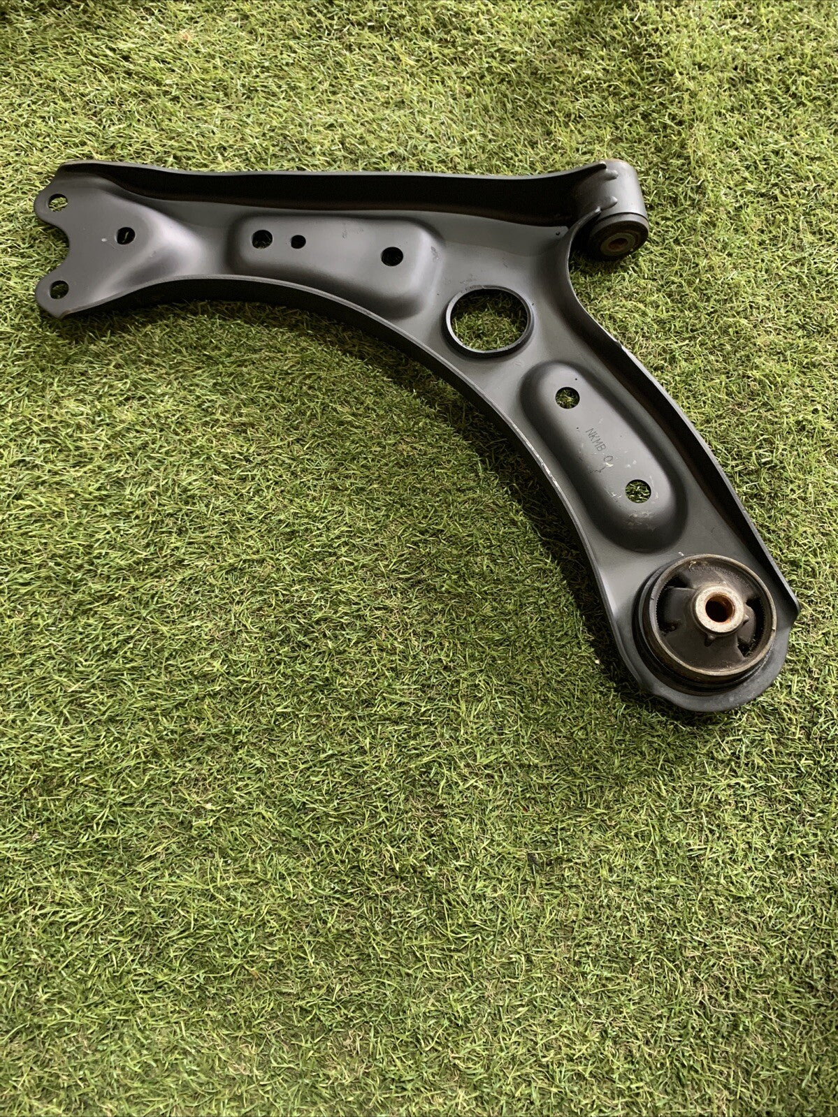 Braccio Oscillante Anteriore Destro Hyundai KONA 2020 1.6 Diesel 54501-J9000