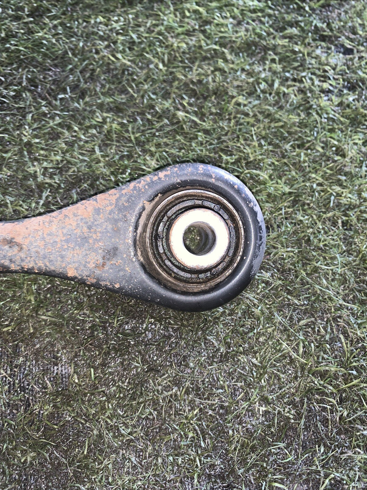 1K0501529F BRACCIO OSCILLANTE ASSALE POSTERIORE SX VOLKSWAGEN Golf 5