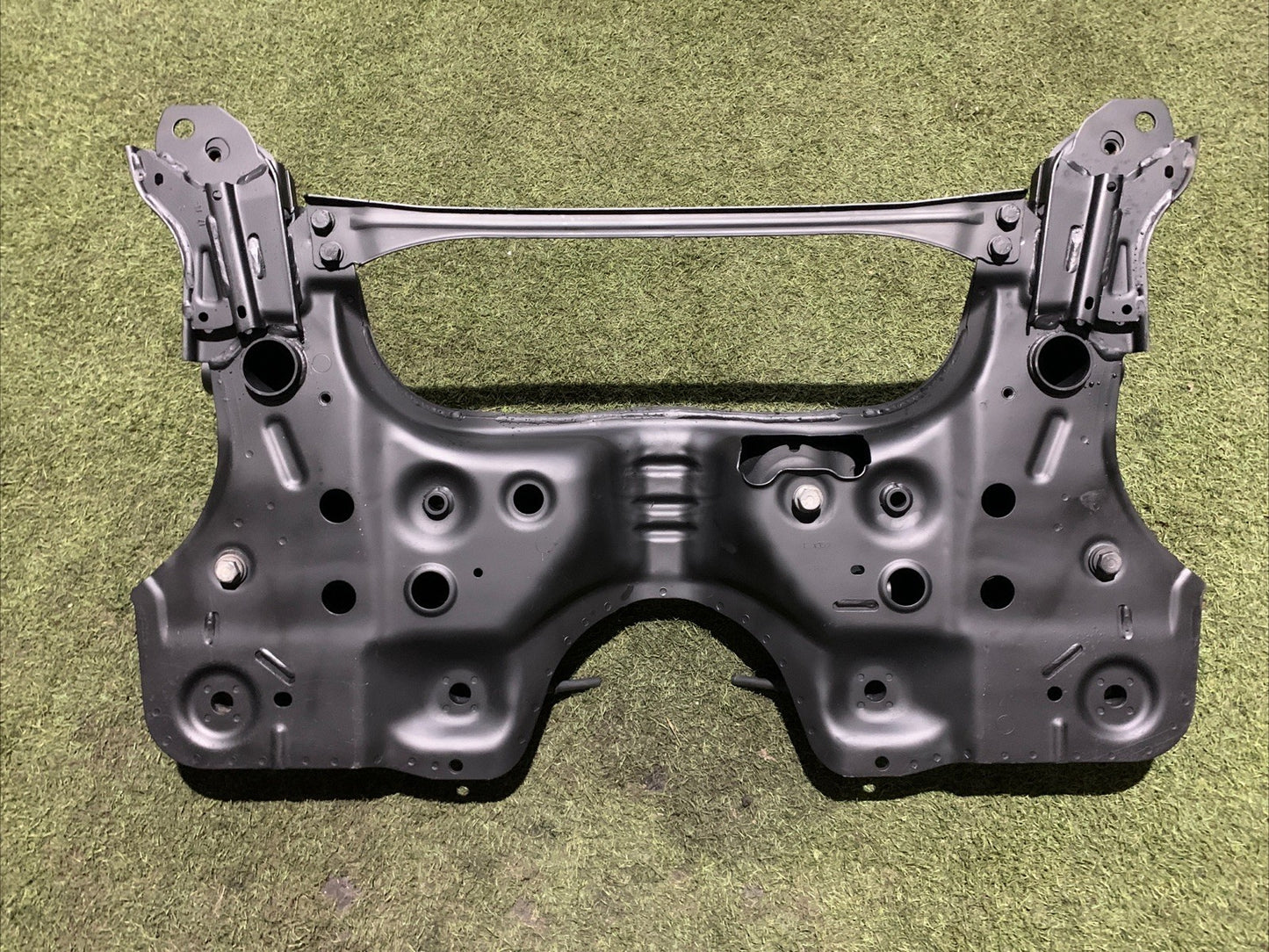 Assale Anteriore Culla Motore Fiat 500L 2013 1.3 MTJ 00519396350 (2)