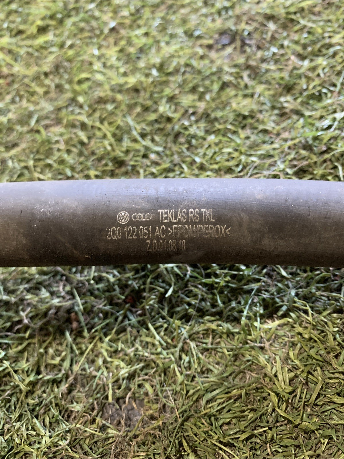 Tubo Acqua Refrigerante Volkswagen Polo 2024 1.0 Benzina 2Q0122051AC