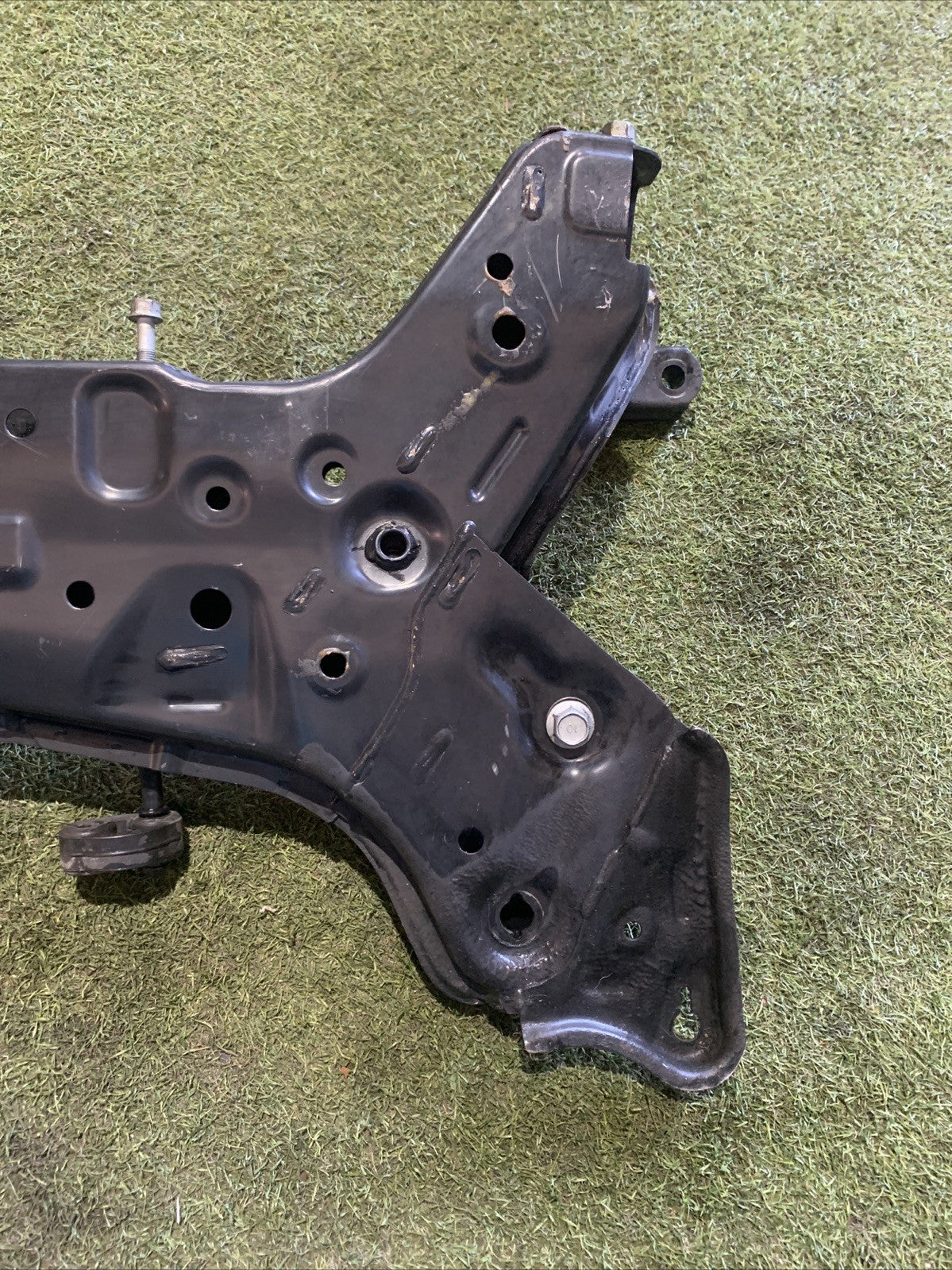 ASSALE CULLA MOTORE ANTERIORE HYUNDAI I10 1.0 BENZINA 2020 62401K7000